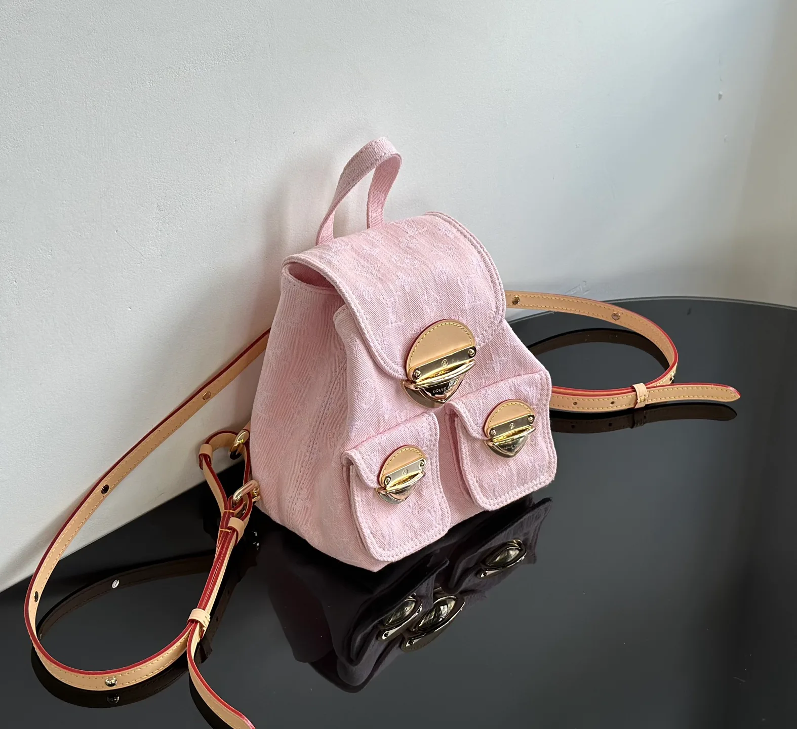 Women's Backpacks LOUIS VUITTON 18376511