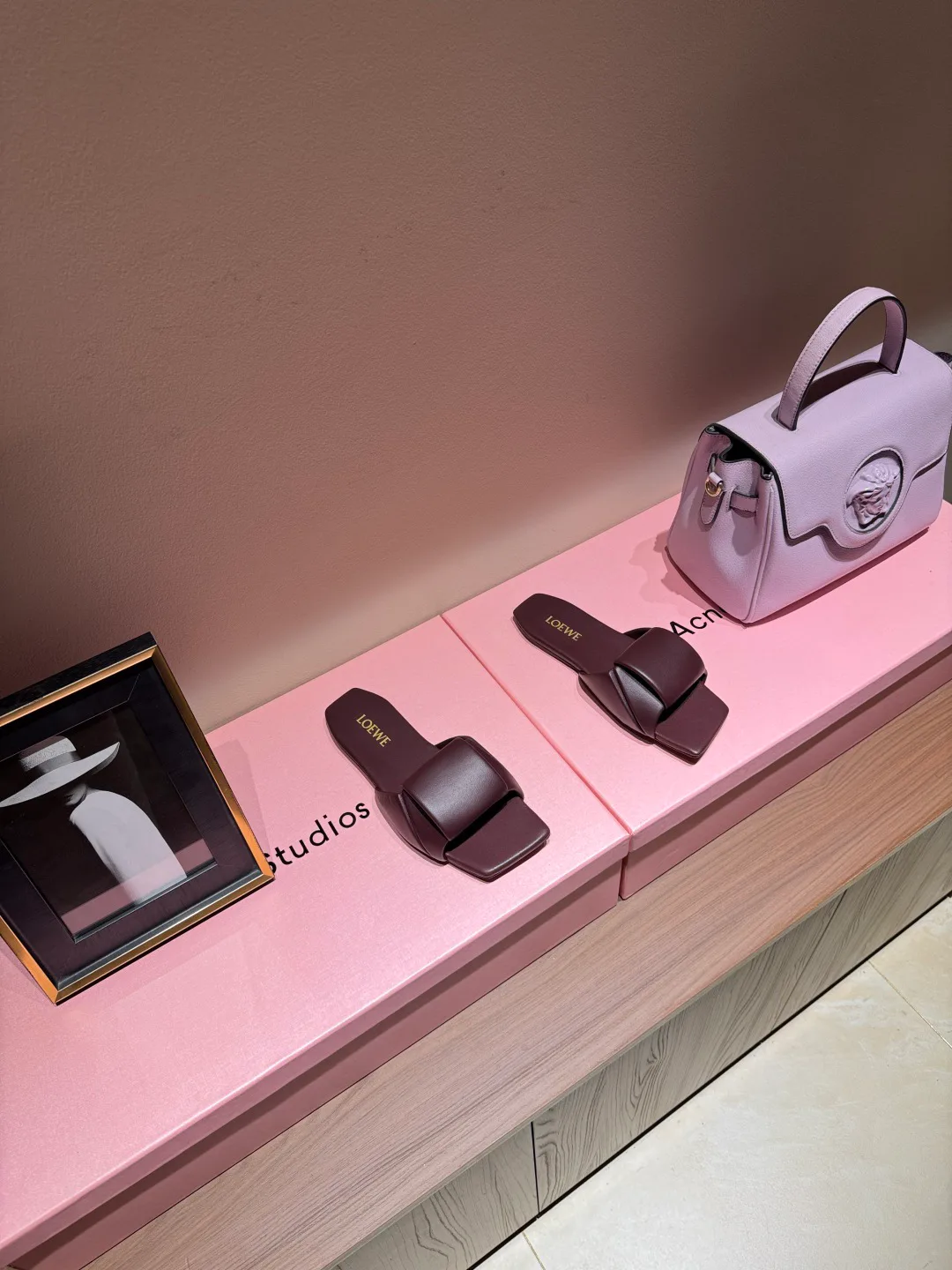 Women's Mules And Clogs LOEWE 17943477