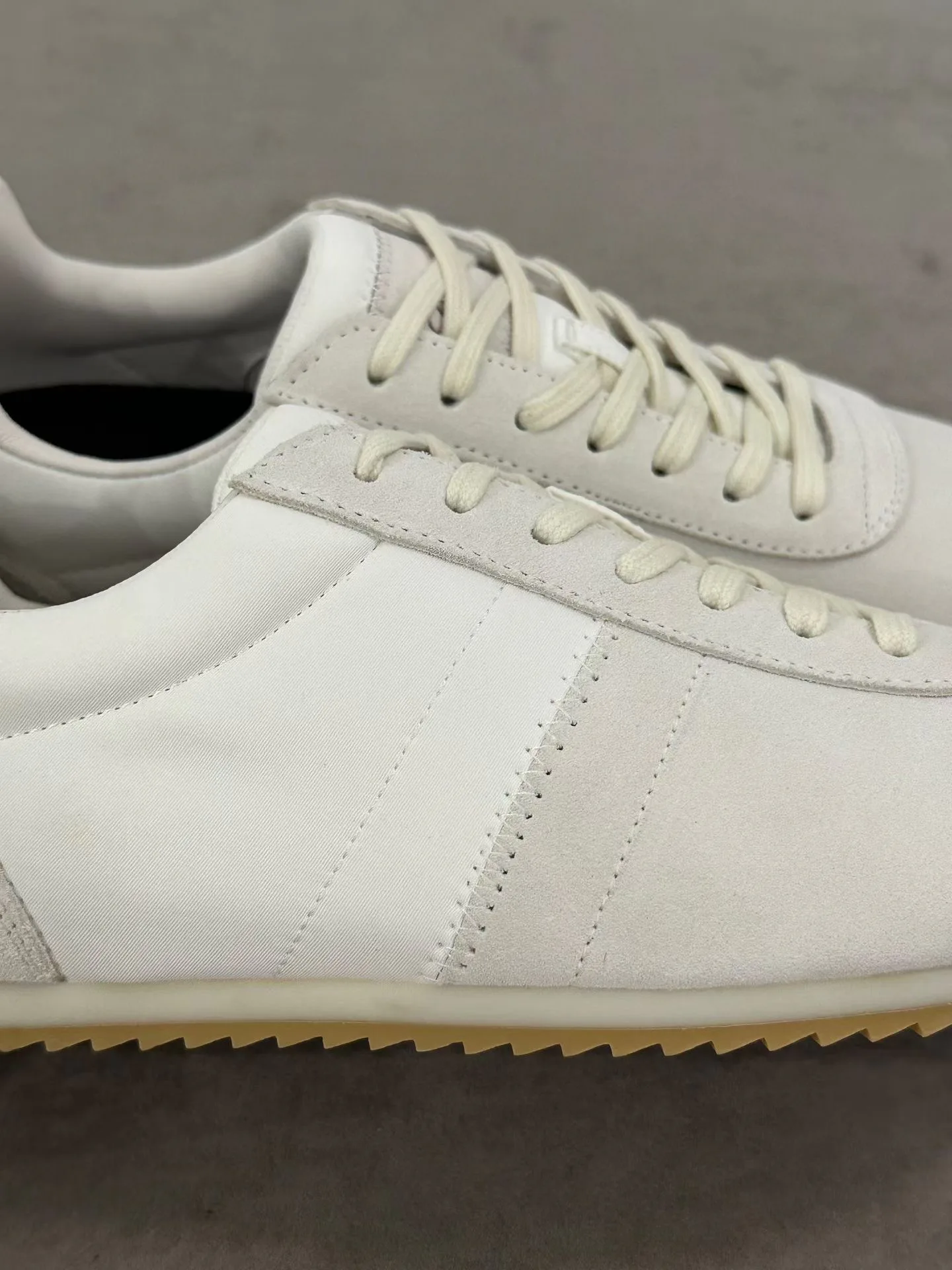 Women's Sneakers LORO PIANA 18267430