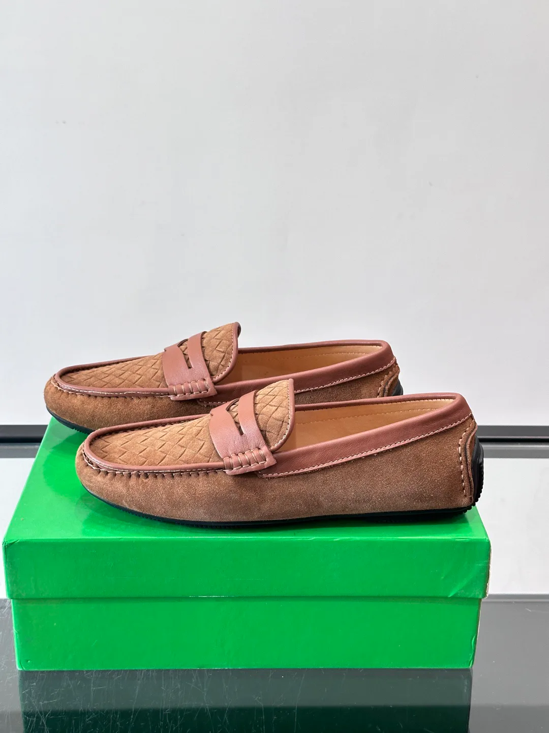 Women's Loafers And Moccasins BOTTEGA VENETA 18102732