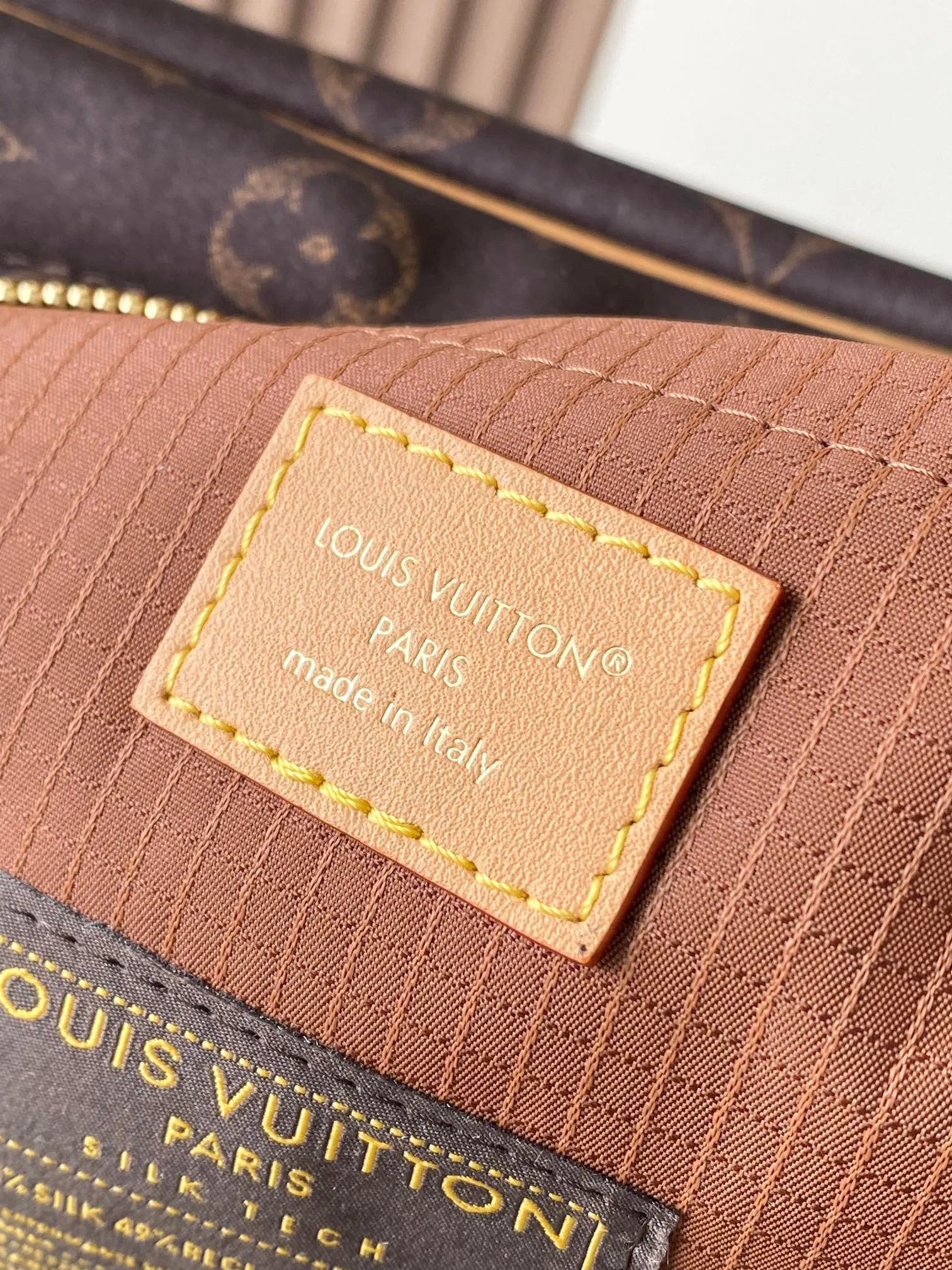 Women's Classic Handbags LOUIS VUITTON 18170489