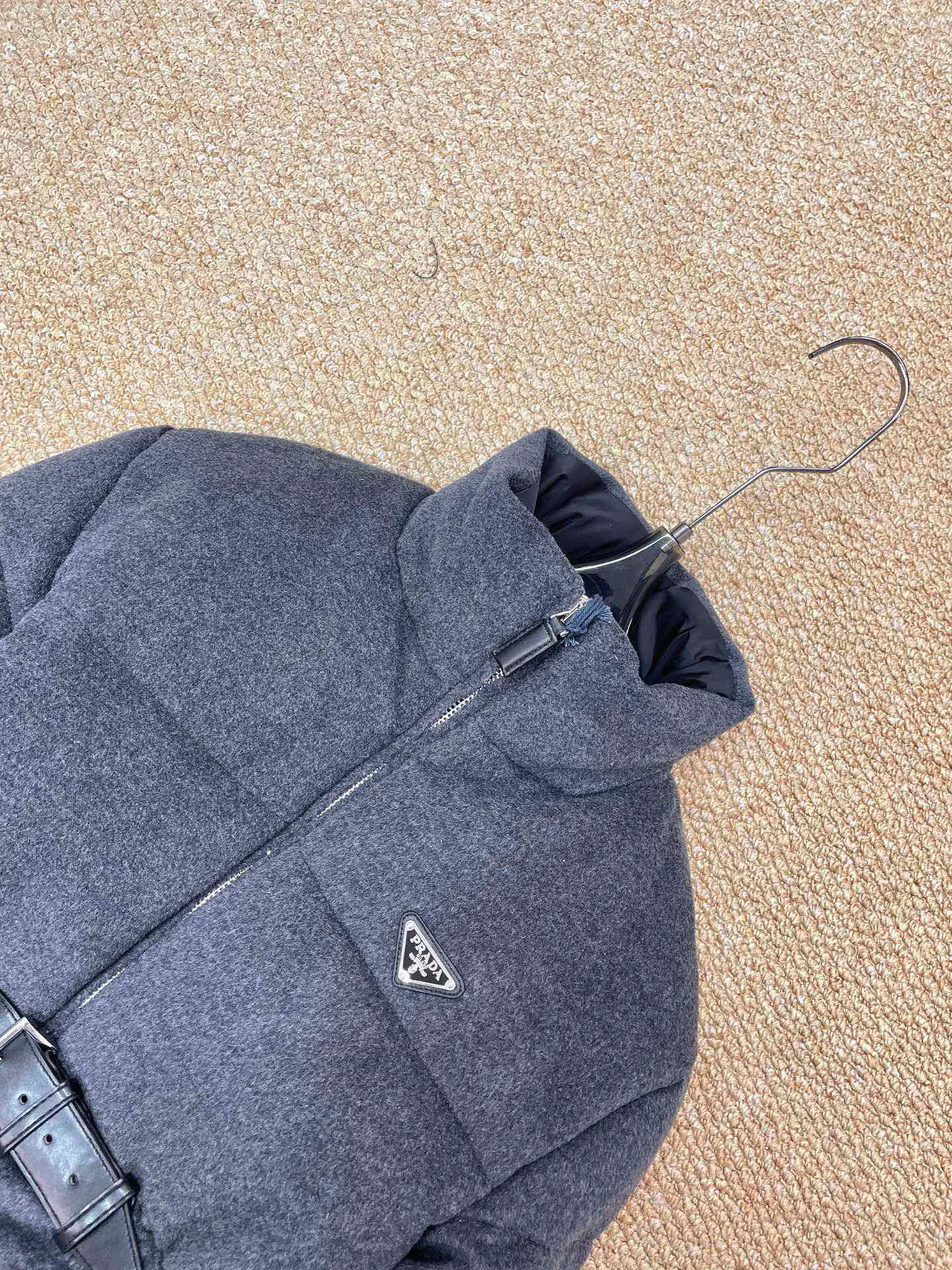 Women's Jackets And Down Jackets PRADA 17850857