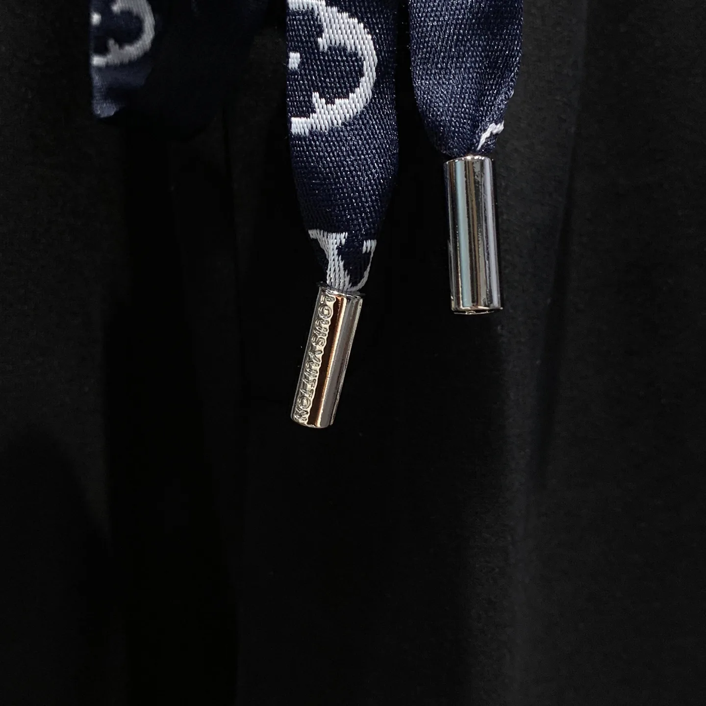 Men's Trousers LOUIS VUITTON 17920643