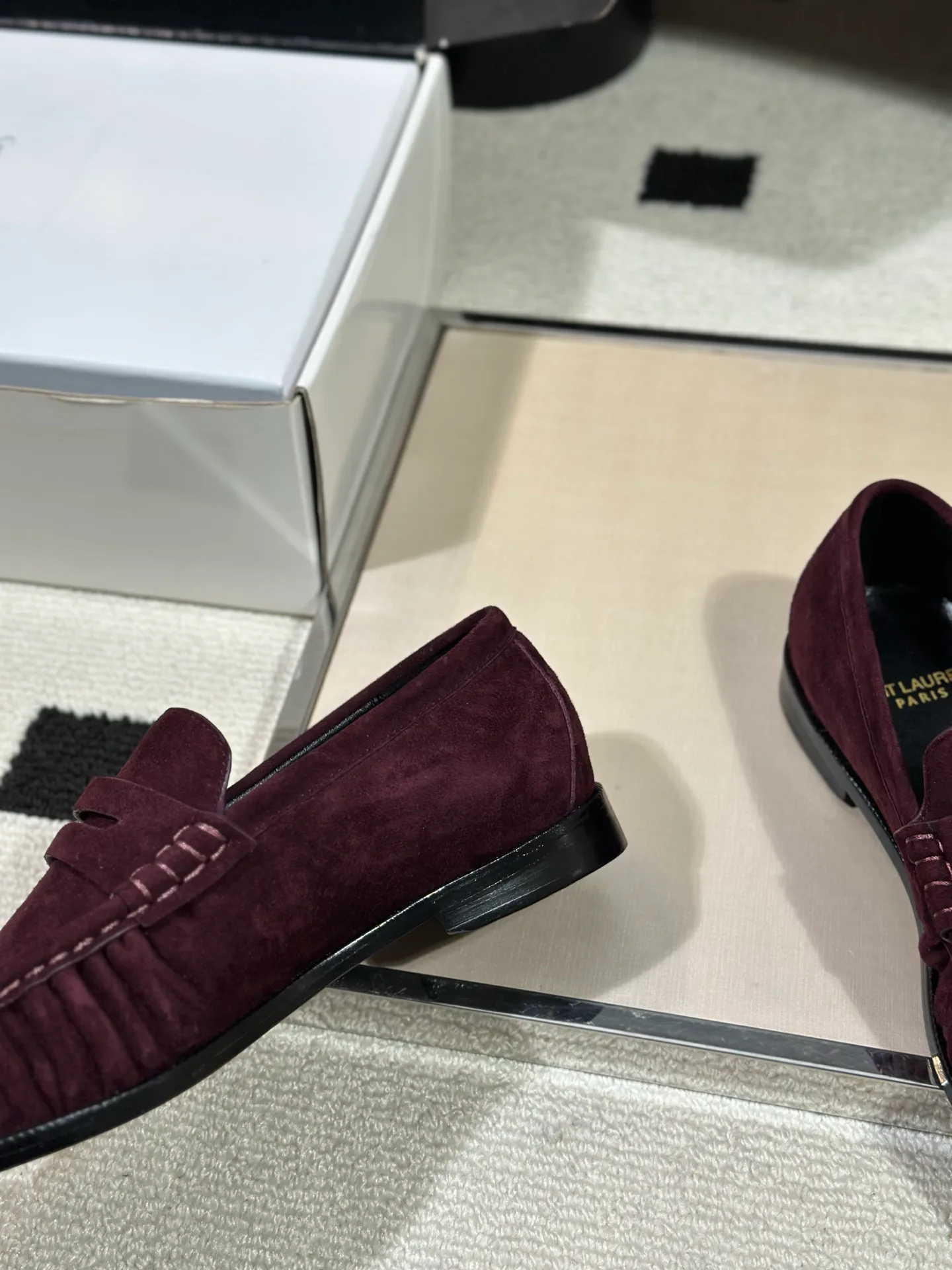 Women's Loafers And Moccasins SAINT LAURENT 18041792