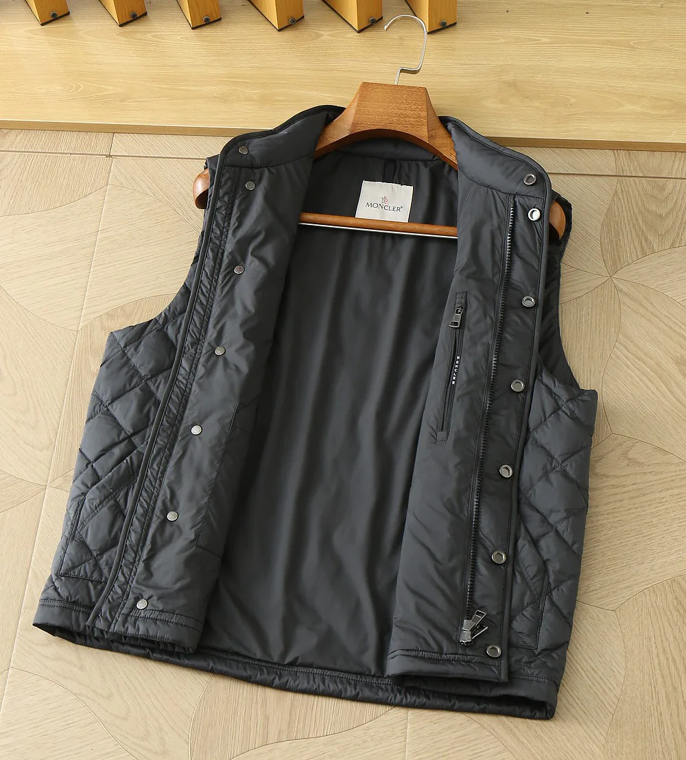 Women's Vests MONCLER 18188872