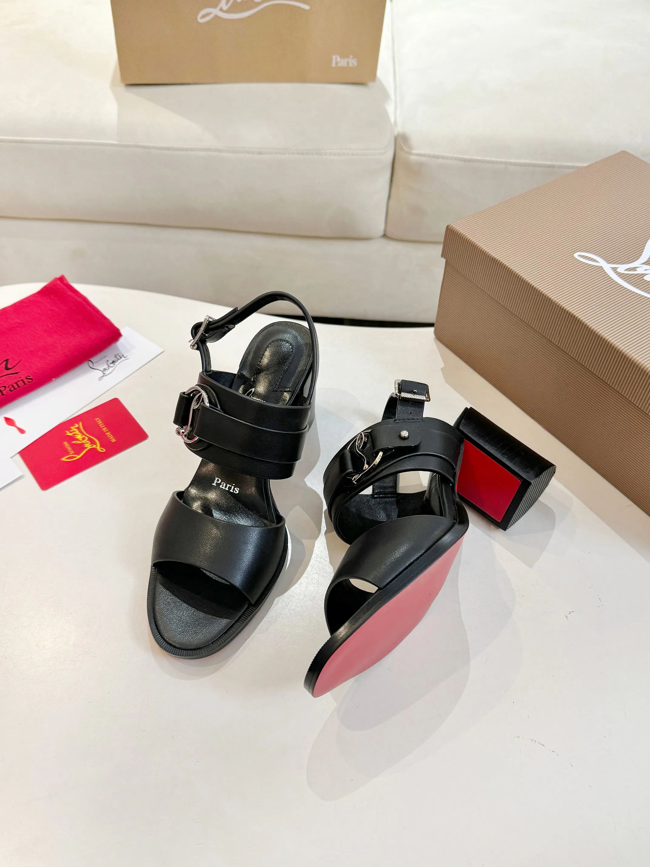 Women's Open-Toe Sandals CHRISTIAN LOUBOUTIN 17038135