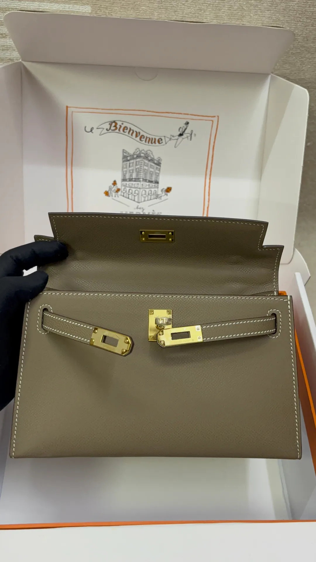 Women's Classic Handbags HERMES 18407208