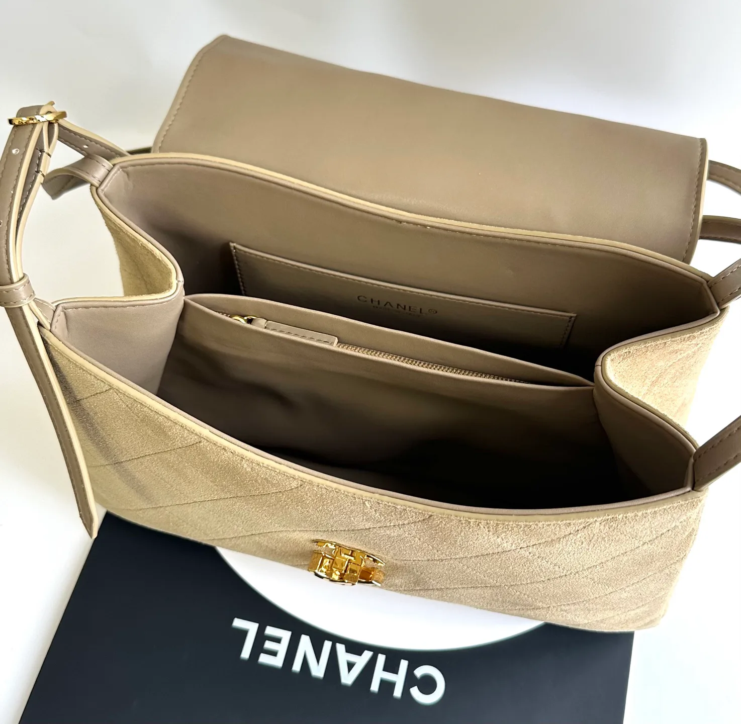 Women's Classic Handbags CHANEL 18058418