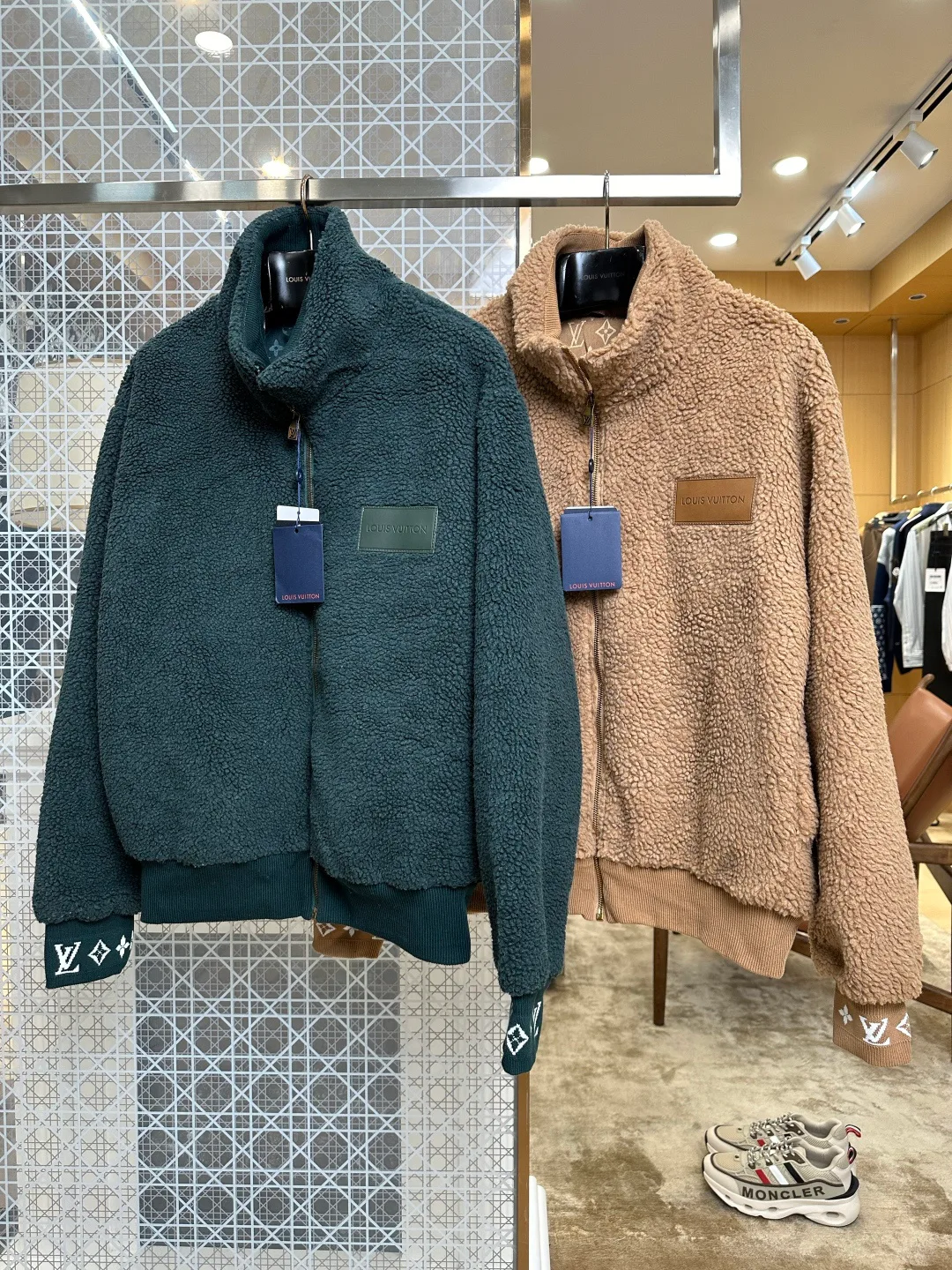 Men's Jackets And Down Jackets LOUIS VUITTON 18154122