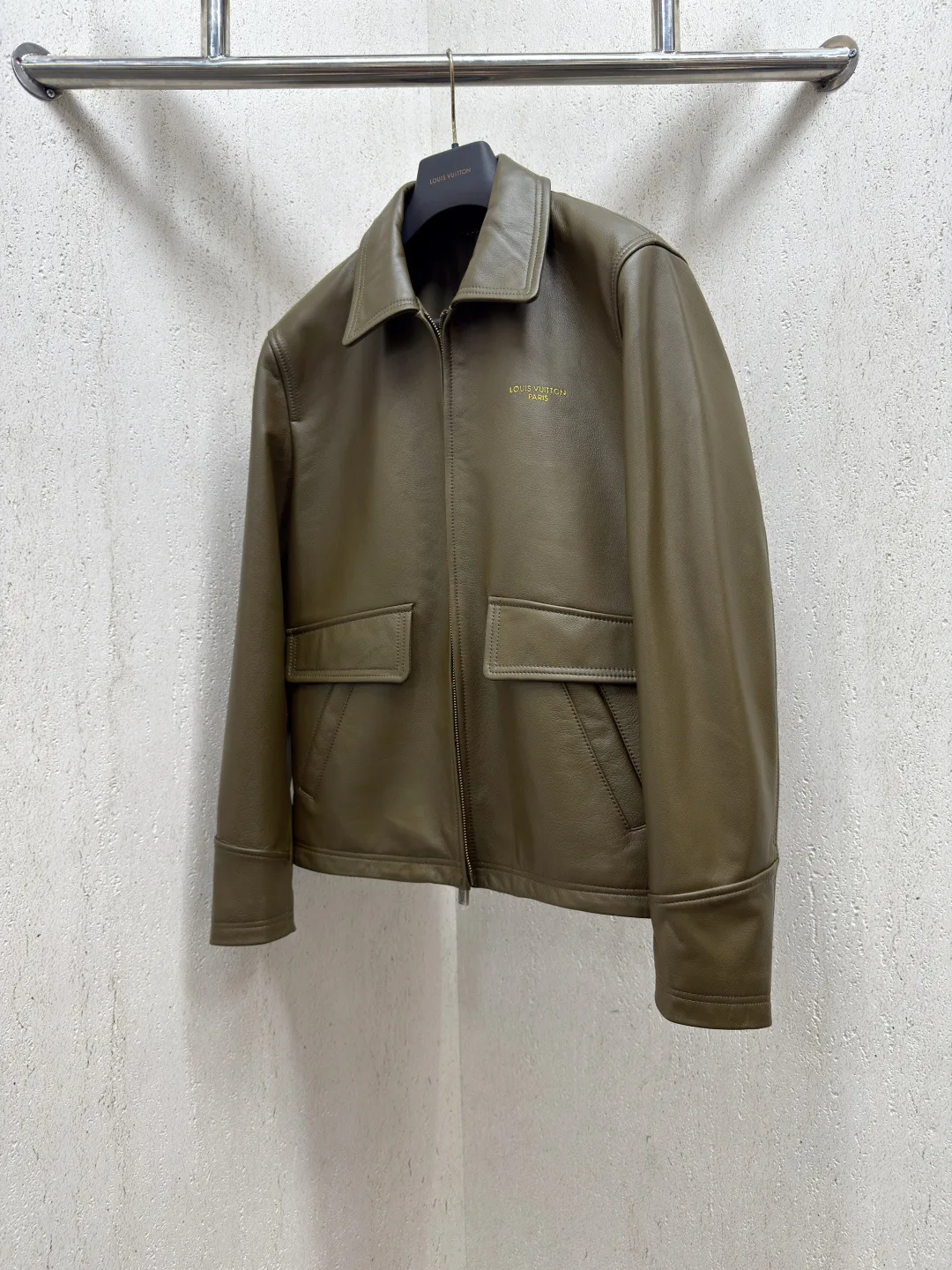 Men's Leather Jackets And Sheepskin Coats LOUIS VUITTON 17966988