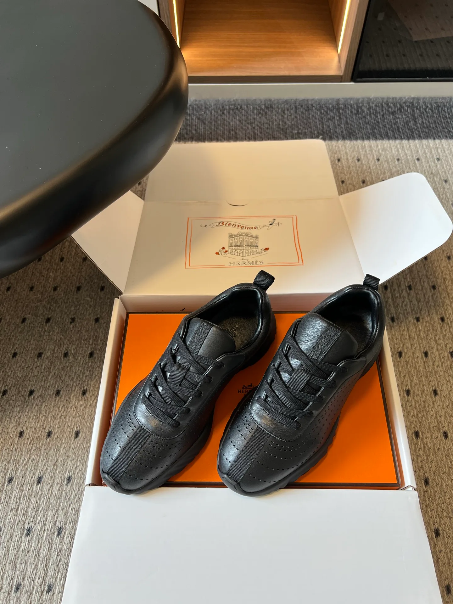 Women's Sneakers HERMES 17625160