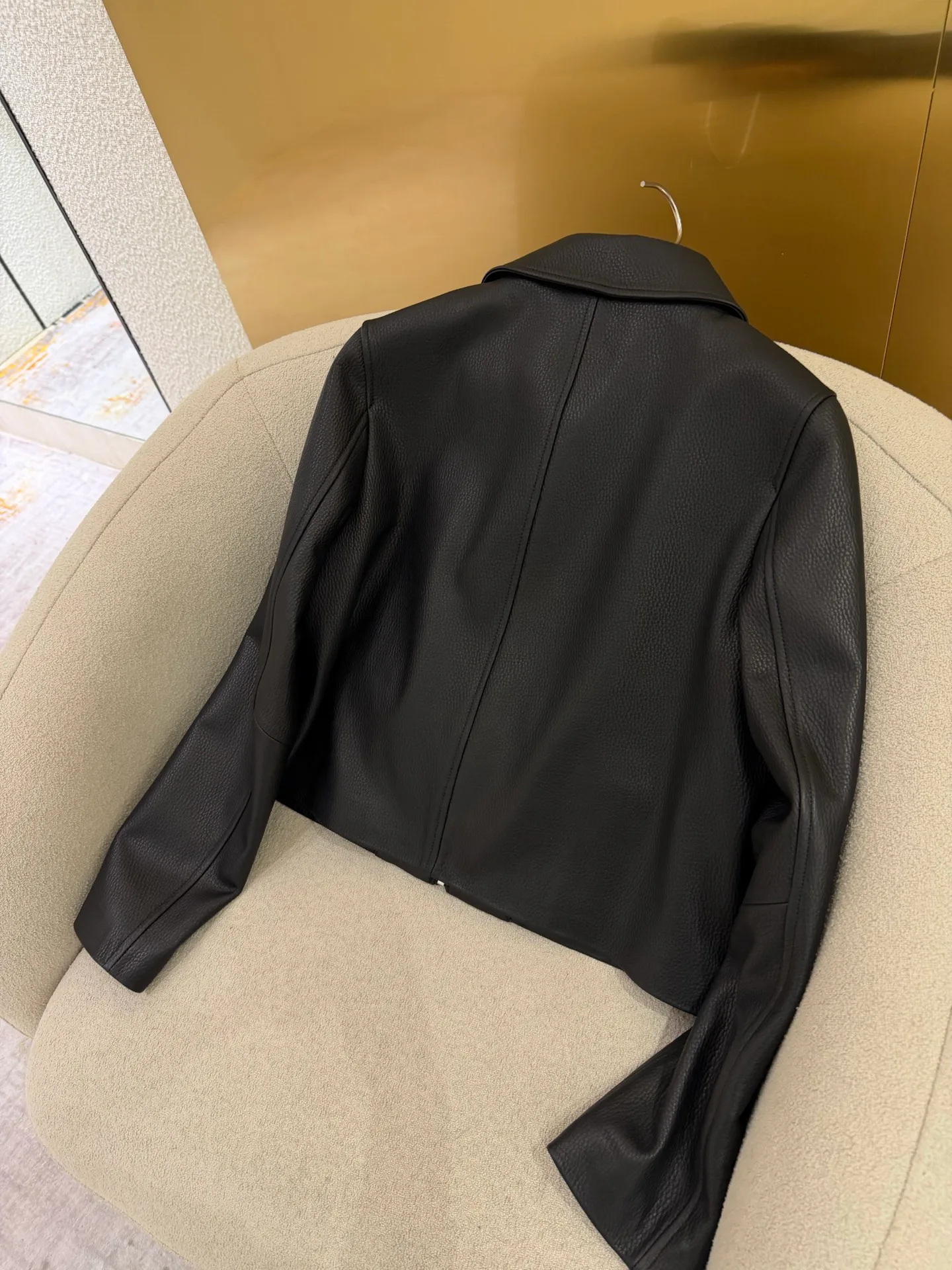 Women's Leather Jackets And Sheepskin Coats HERMES 17834187