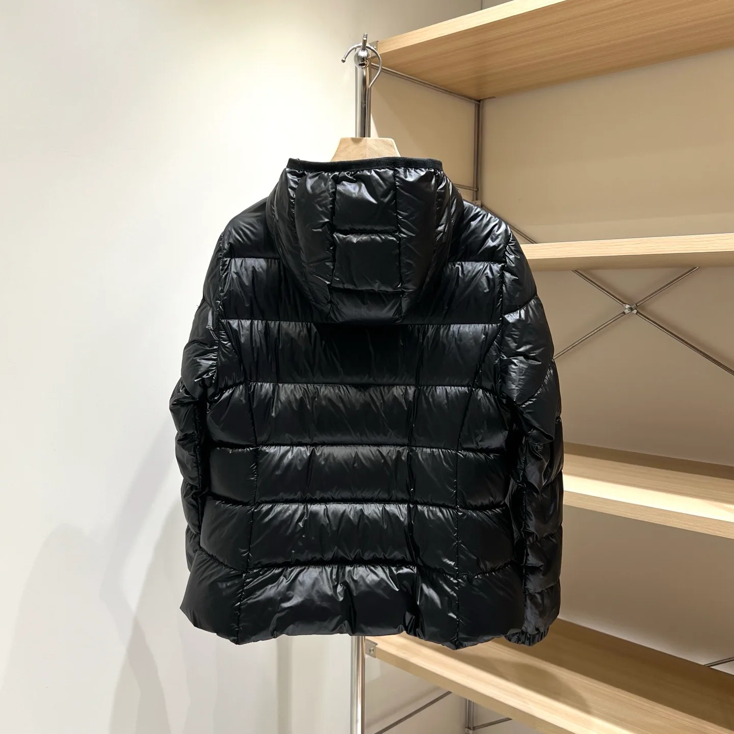 Women's Jackets And Down Jackets MONCLER 18032036