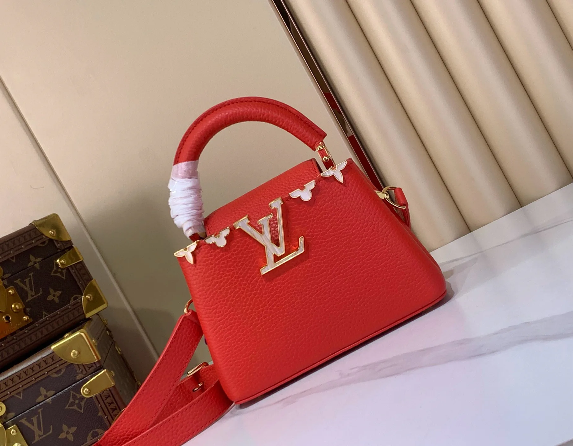 Women's Classic Handbags LOUIS VUITTON 17499352
