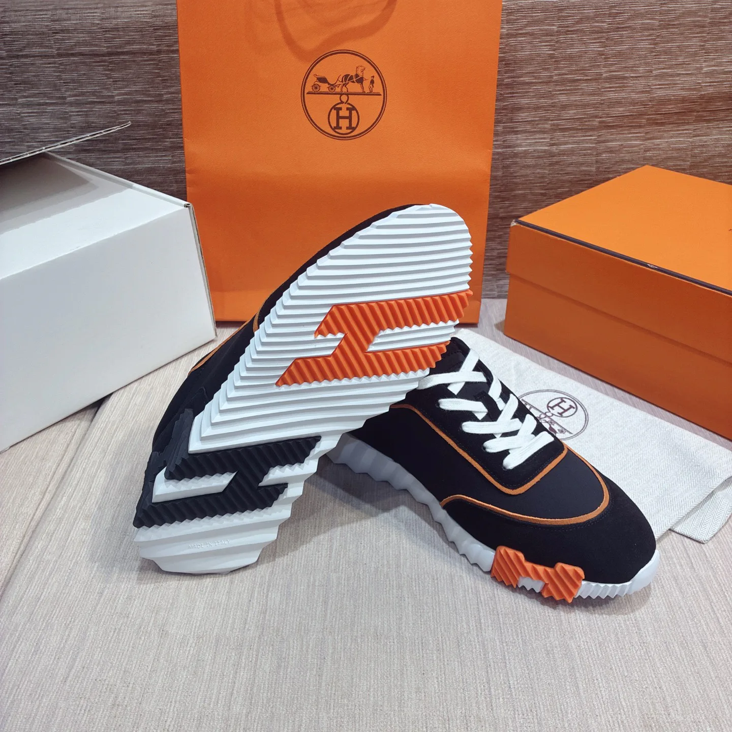 Women's Sneakers HERMES 17977067