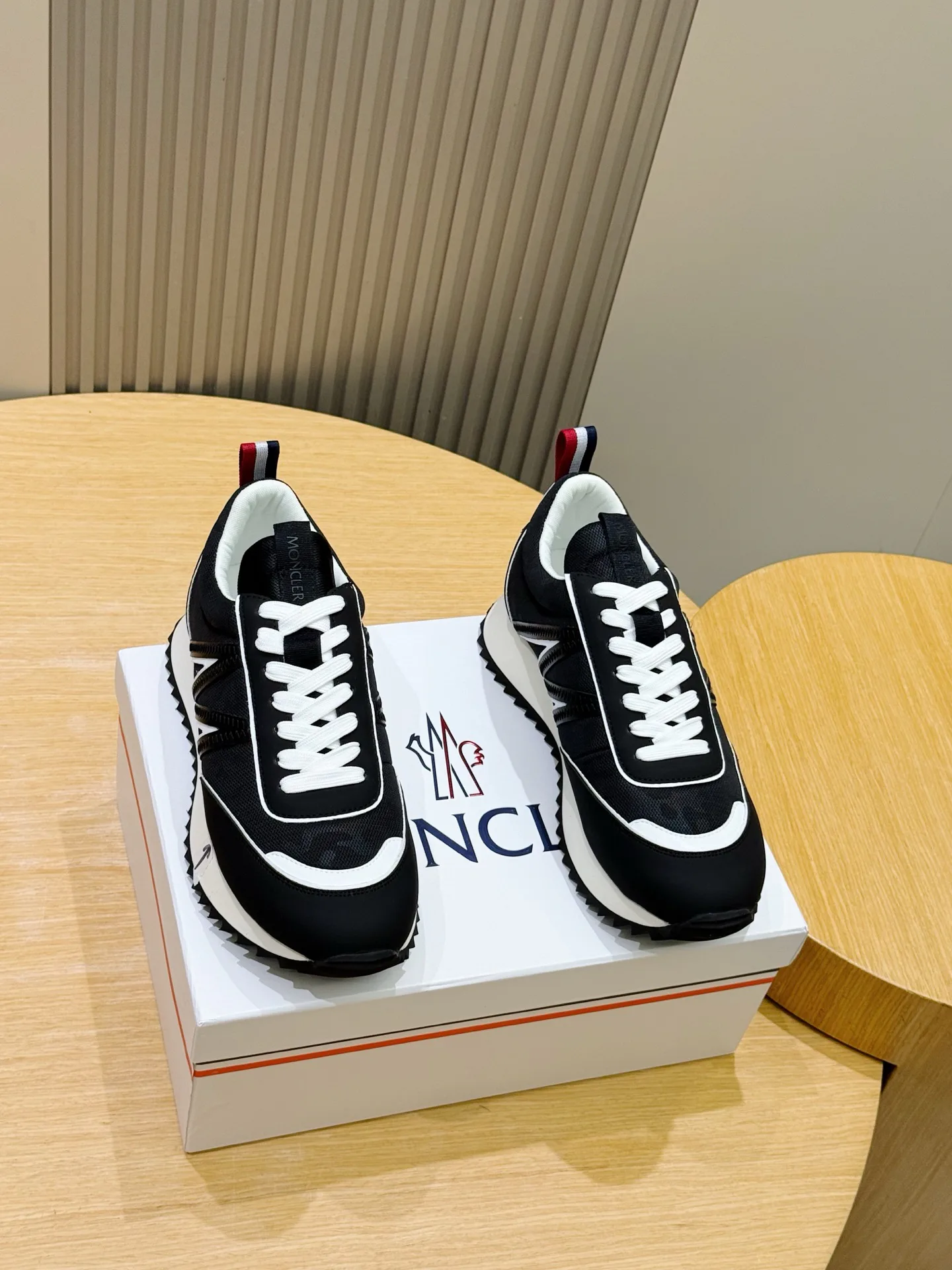 Men's Sneakers MONCLER 18101510