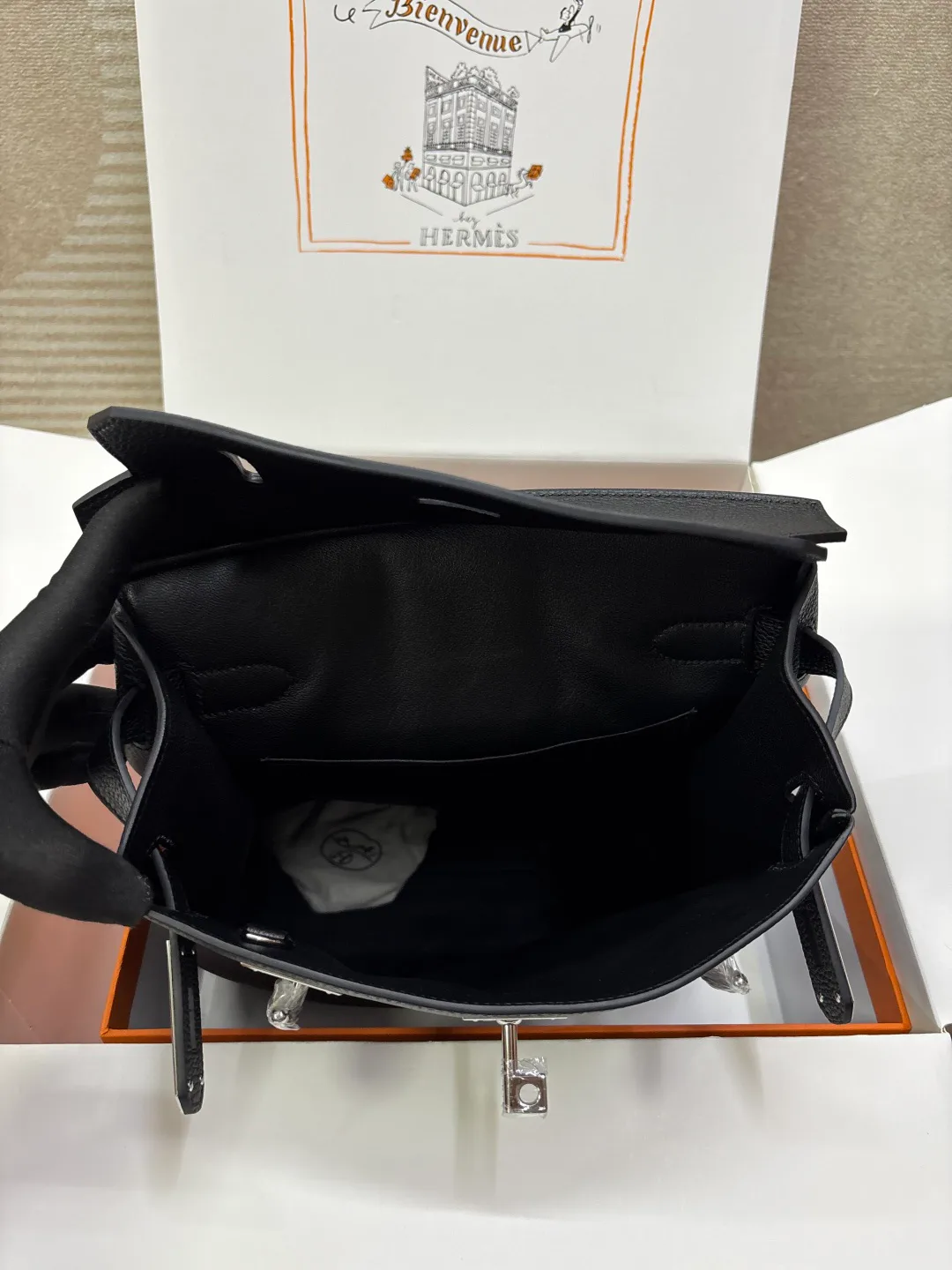 Women's Classic Handbags HERMES 17415994