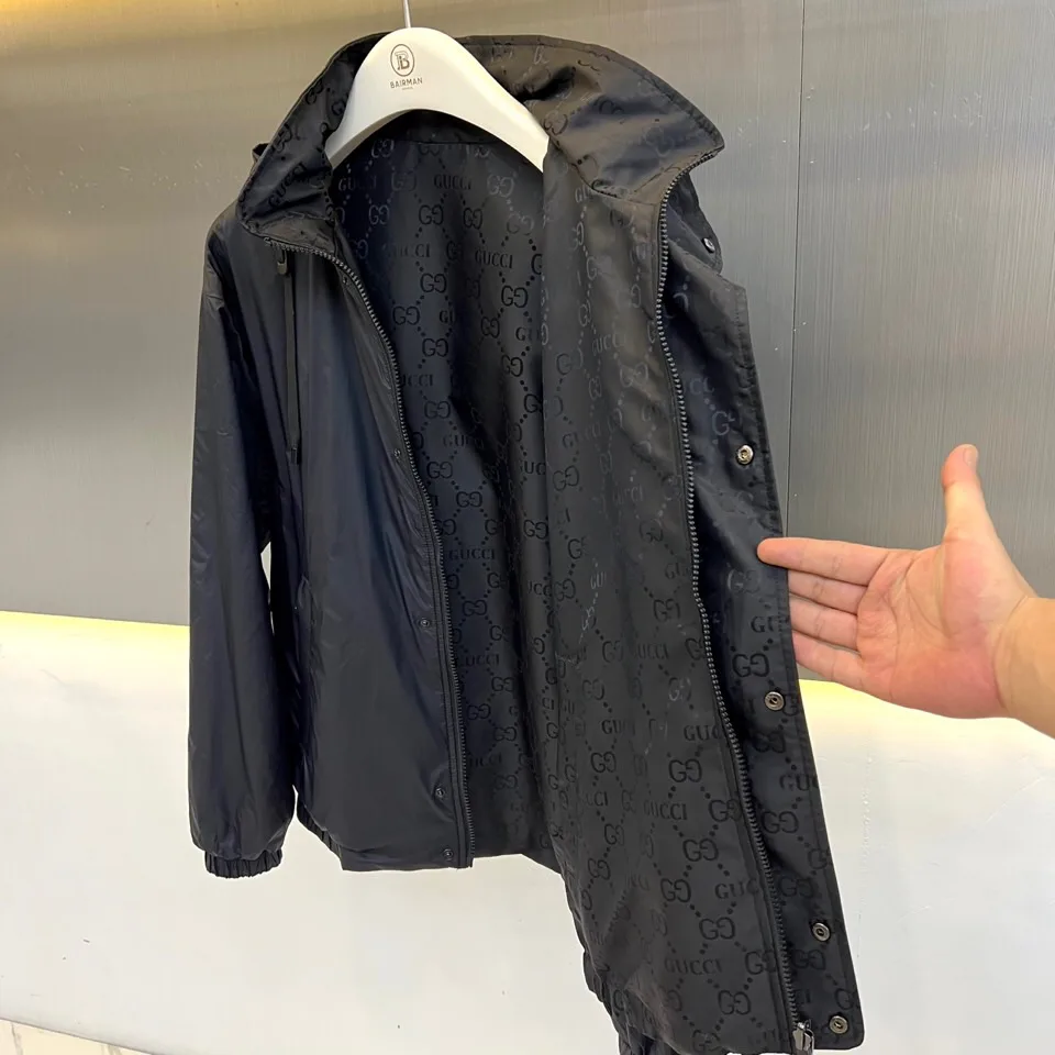Women's Jackets And Down Jackets GUCCI 18416747