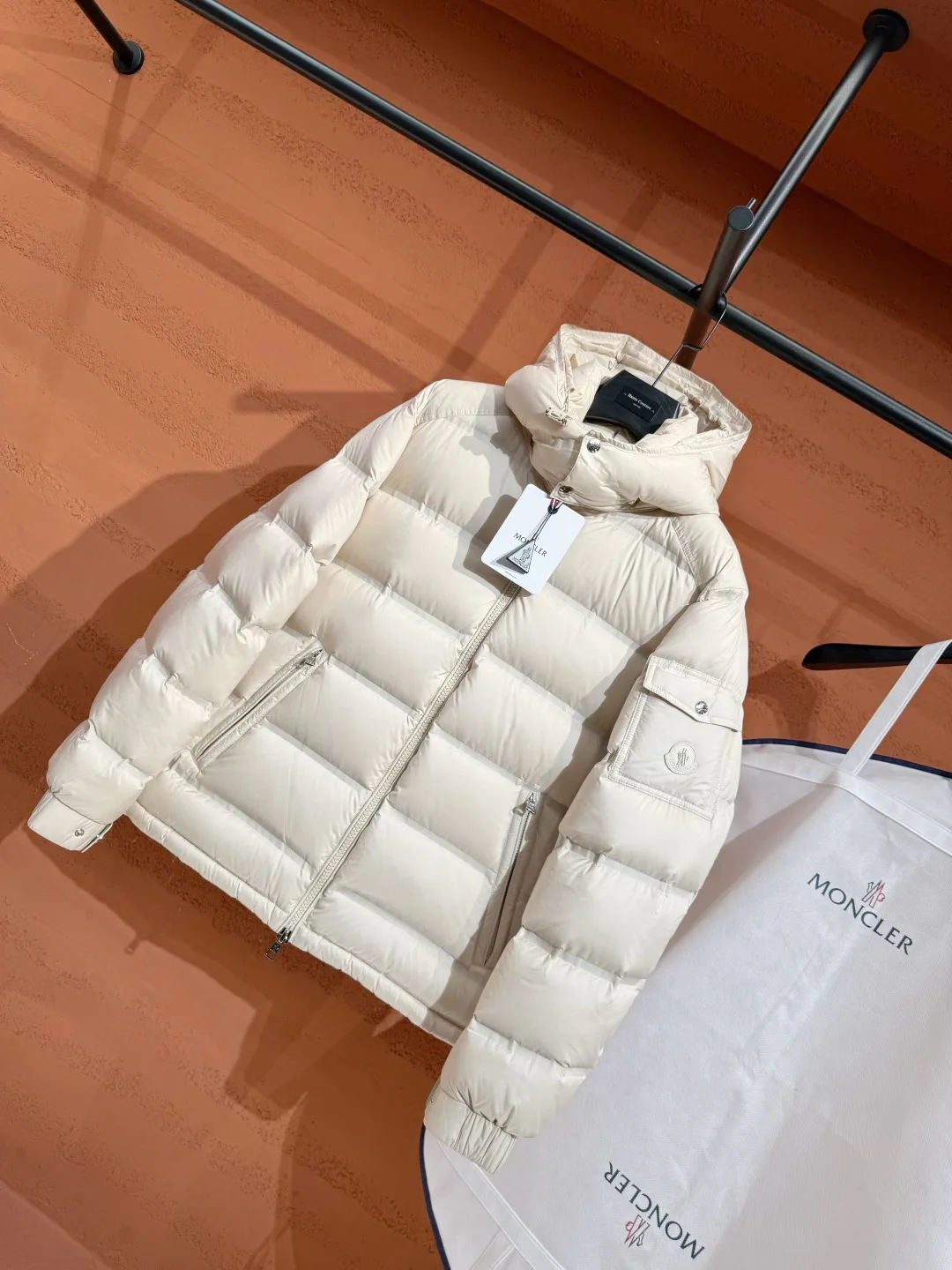 Men's Jackets And Down Jackets MONCLER 18335678