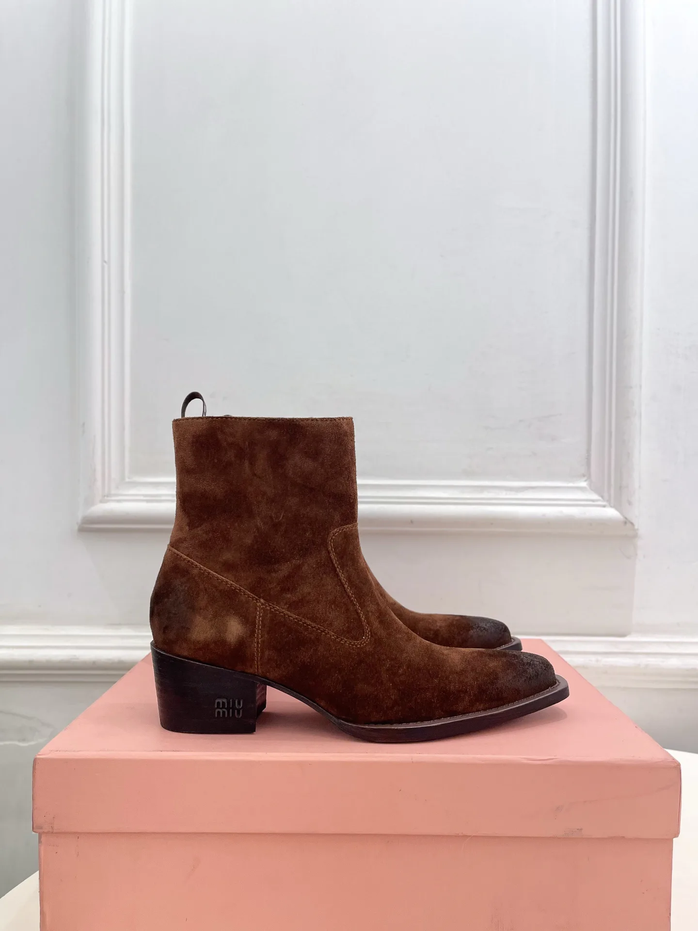 Women's Booties MIU MIU 18143154