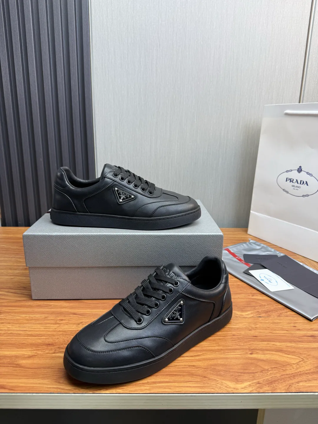 Men's Sneakers PRADA 18263659