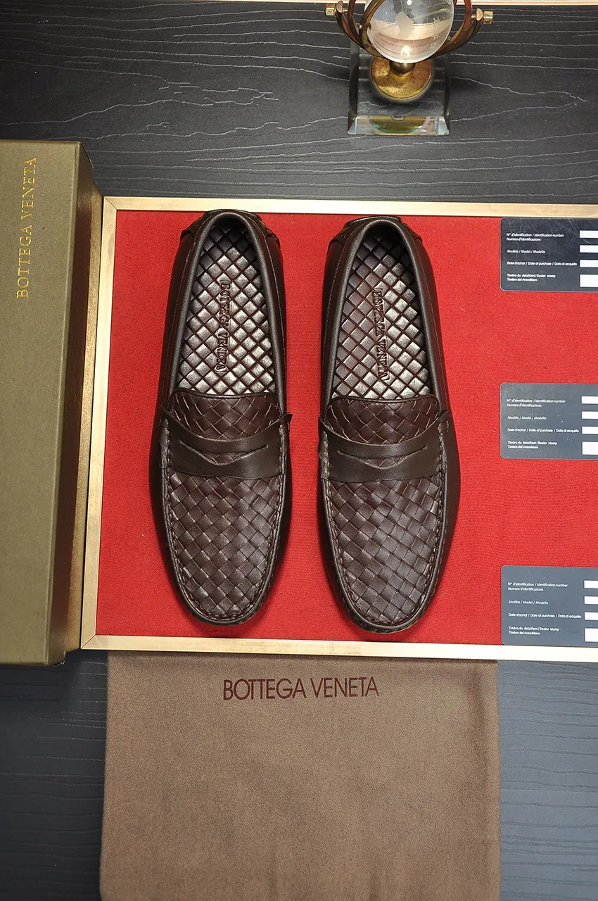 Men's Loafers And Dress Shoes BOTTEGA VENETA 18262209