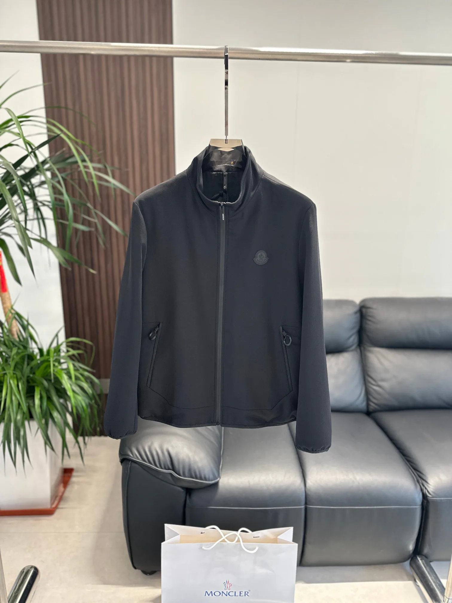 Men's Jackets And Down Jackets MONCLER 17967014