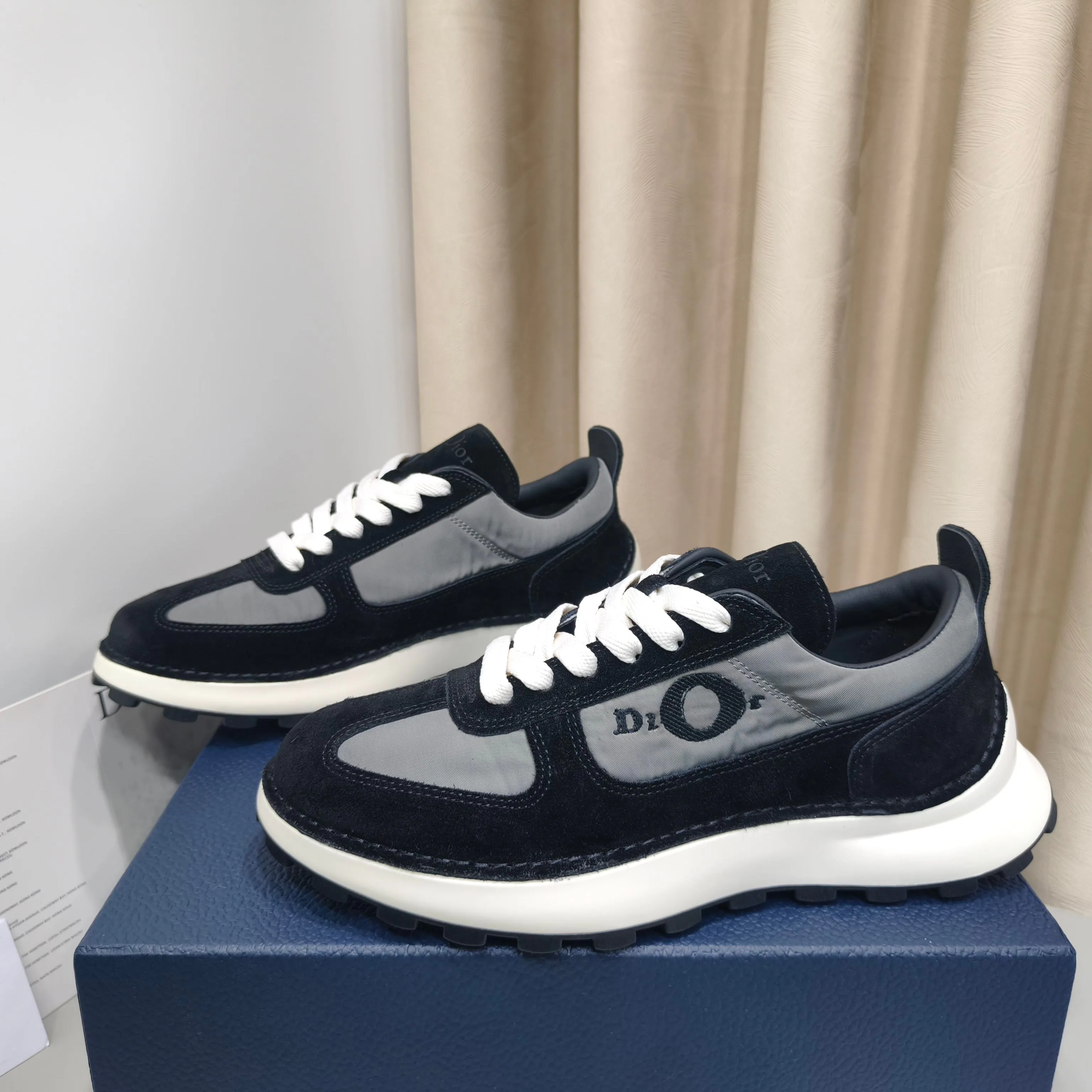 Men's Sneakers CHRISTIAN DIOR 17988953