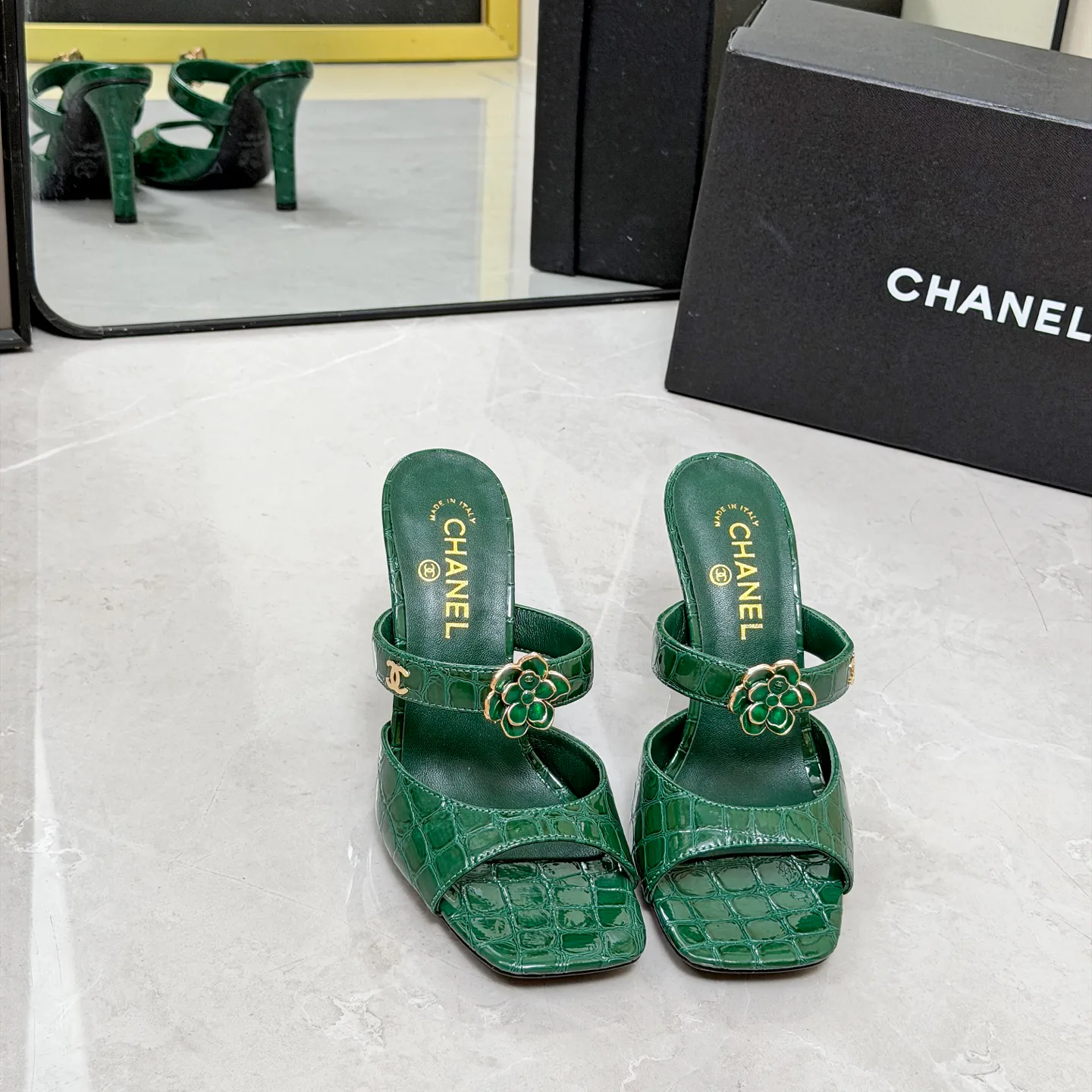 Women's Open-Toe Sandals CHANEL 17335031