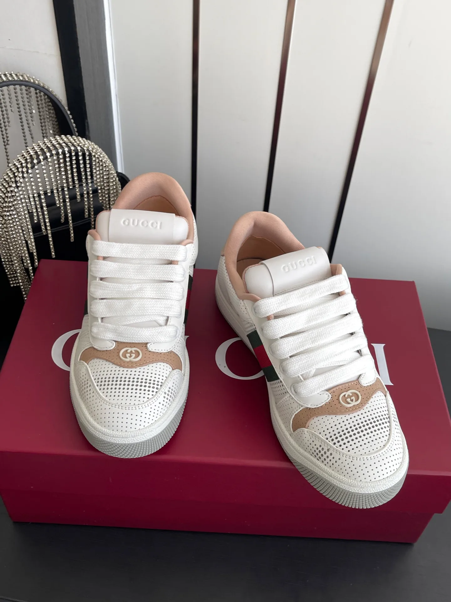 Women's Sneakers GUCCI 19538654