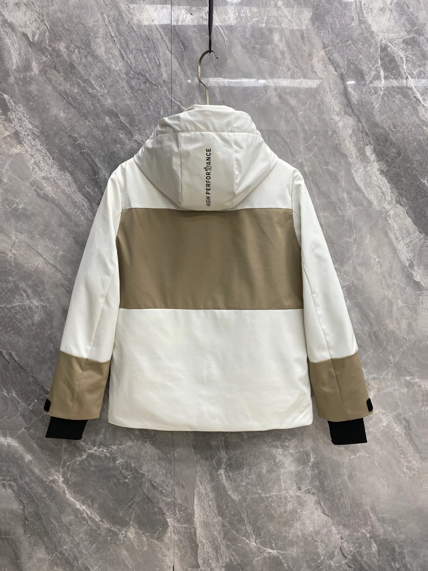 Men's Jackets And Down Jackets MONCLER 18348632