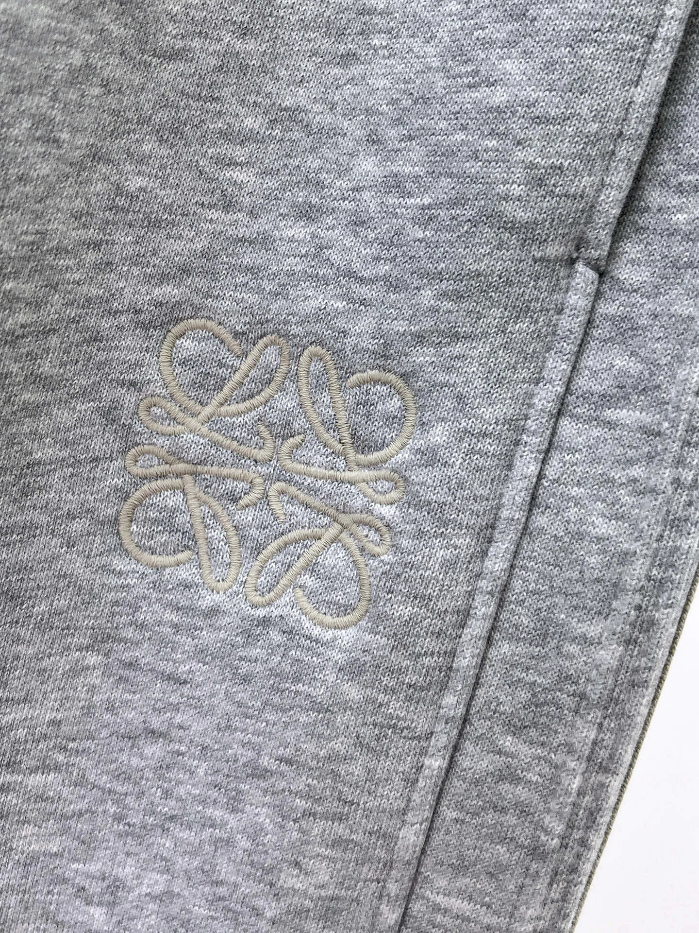 Men's Trousers LOEWE 18399431