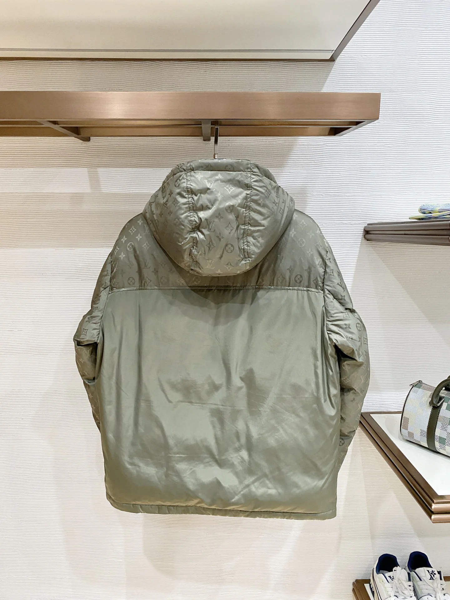 Men's Jackets And Down Jackets LOUIS VUITTON 18007587
