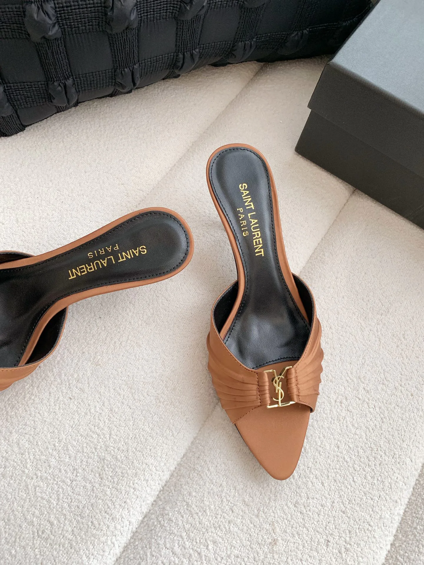 Women's Mules And Clogs SAINT LAURENT 17371743