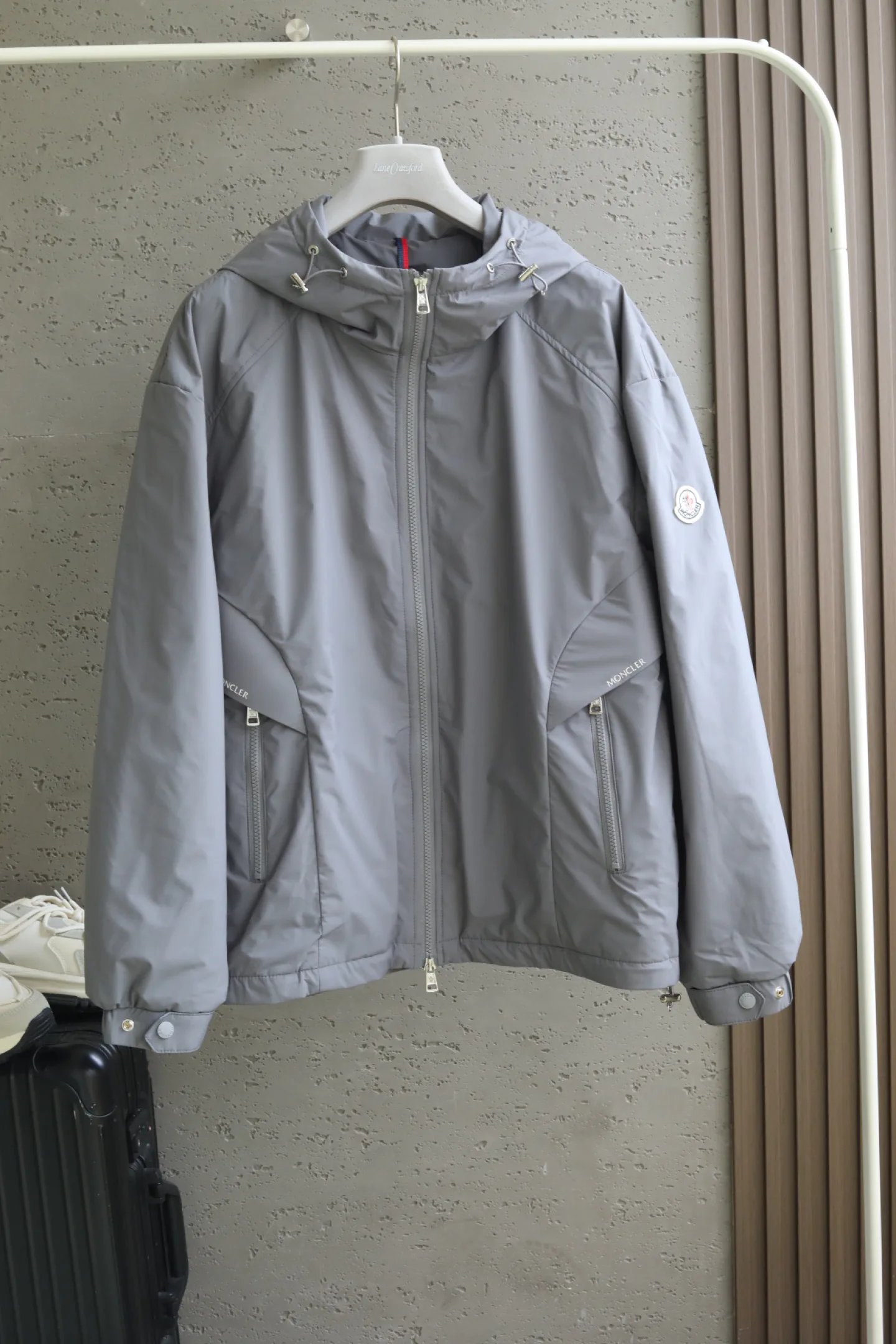 Men's Jackets And Down Jackets MONCLER 18140051