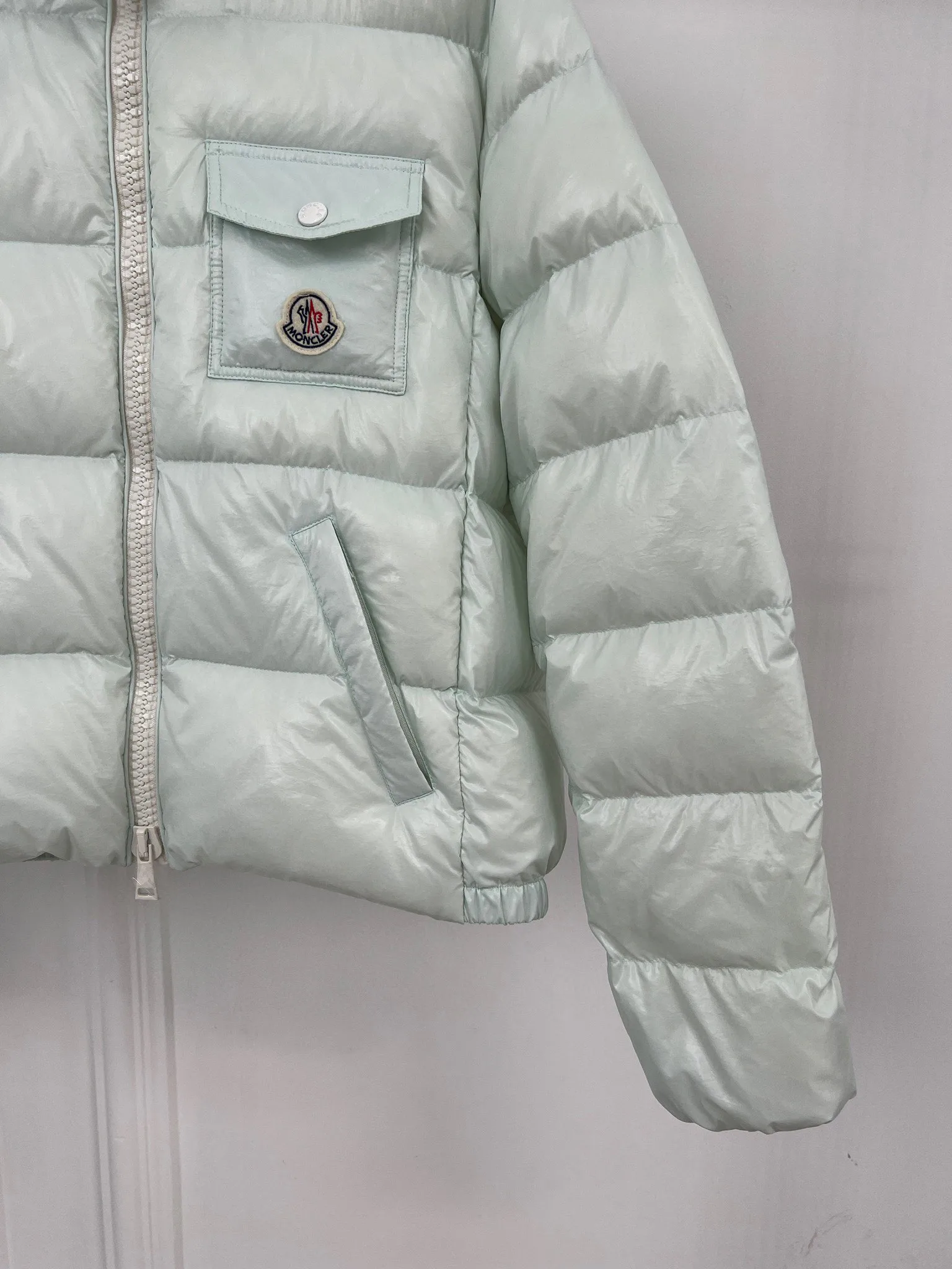 Women's Jackets And Down Jackets MONCLER 18416221