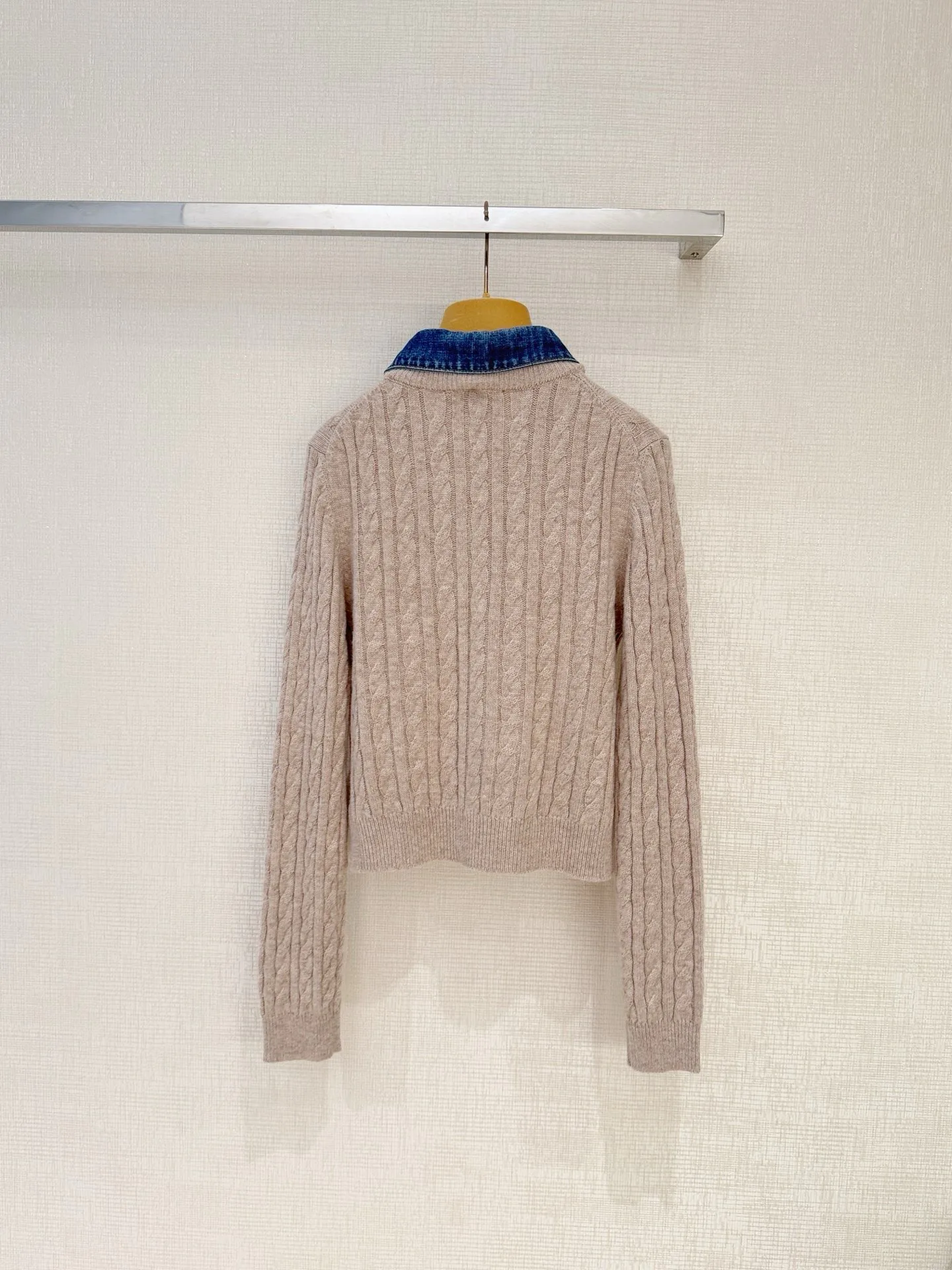 Women's Jumpers And Sweaters MIU MIU 17733530