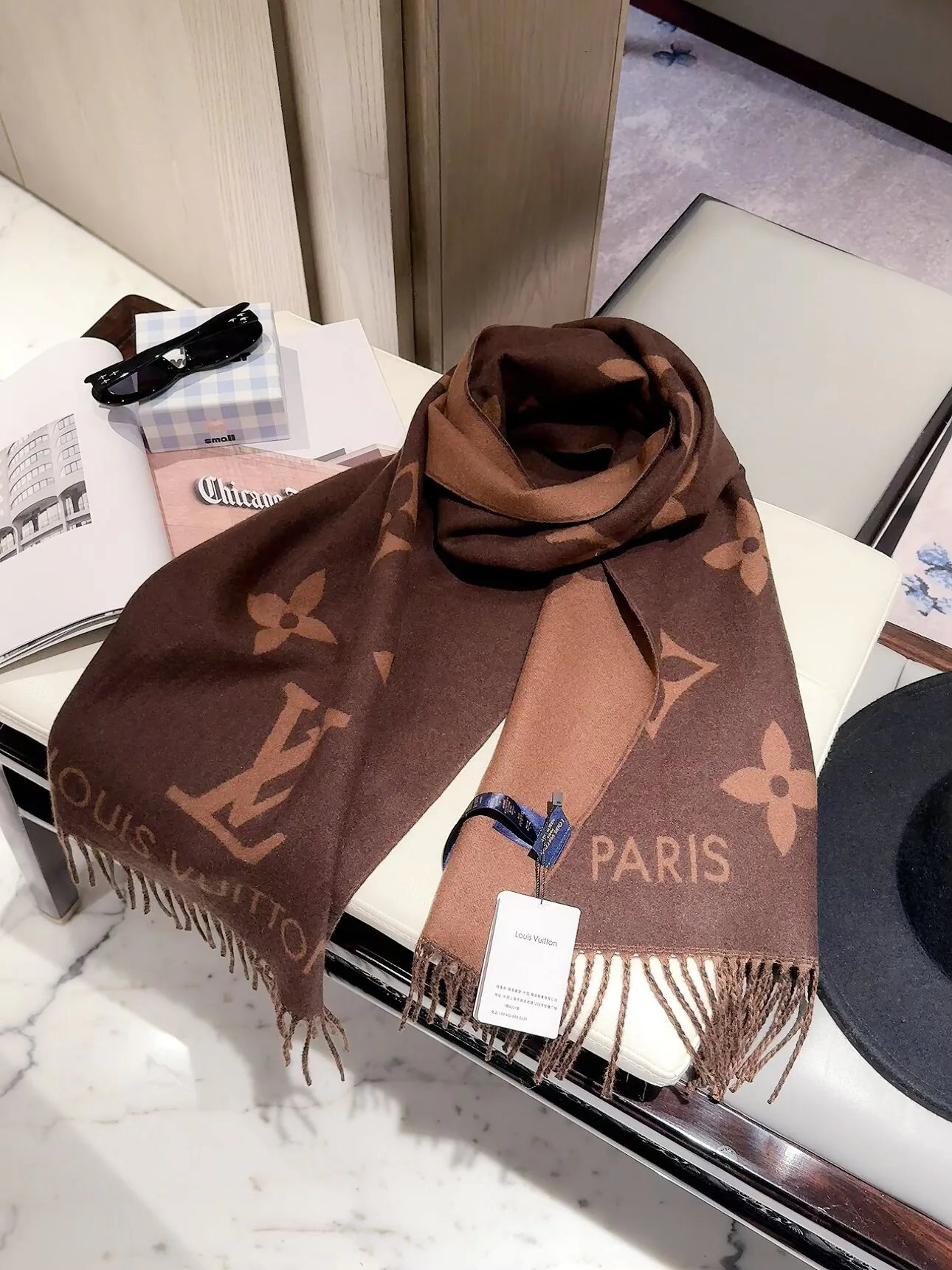 Scarves LOUIS VUITTON 18450155