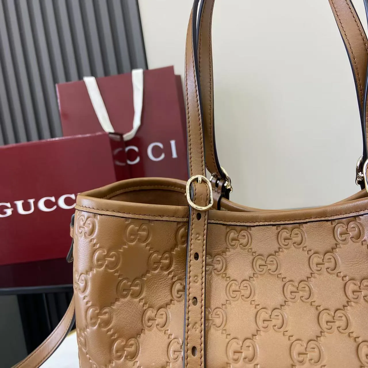 Women's Classic Handbags GUCCI 18404546
