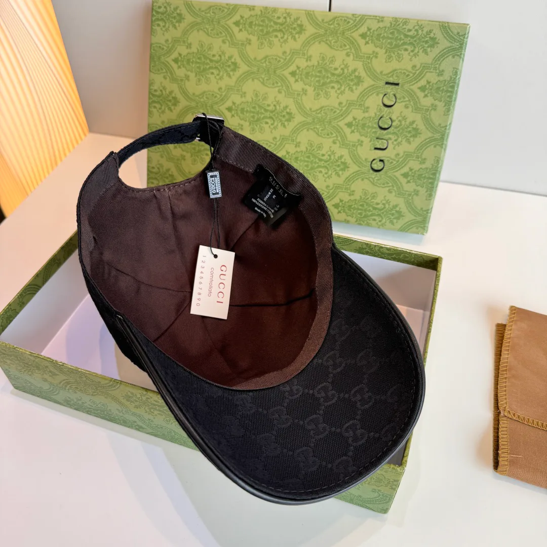Hats GUCCI 18347106