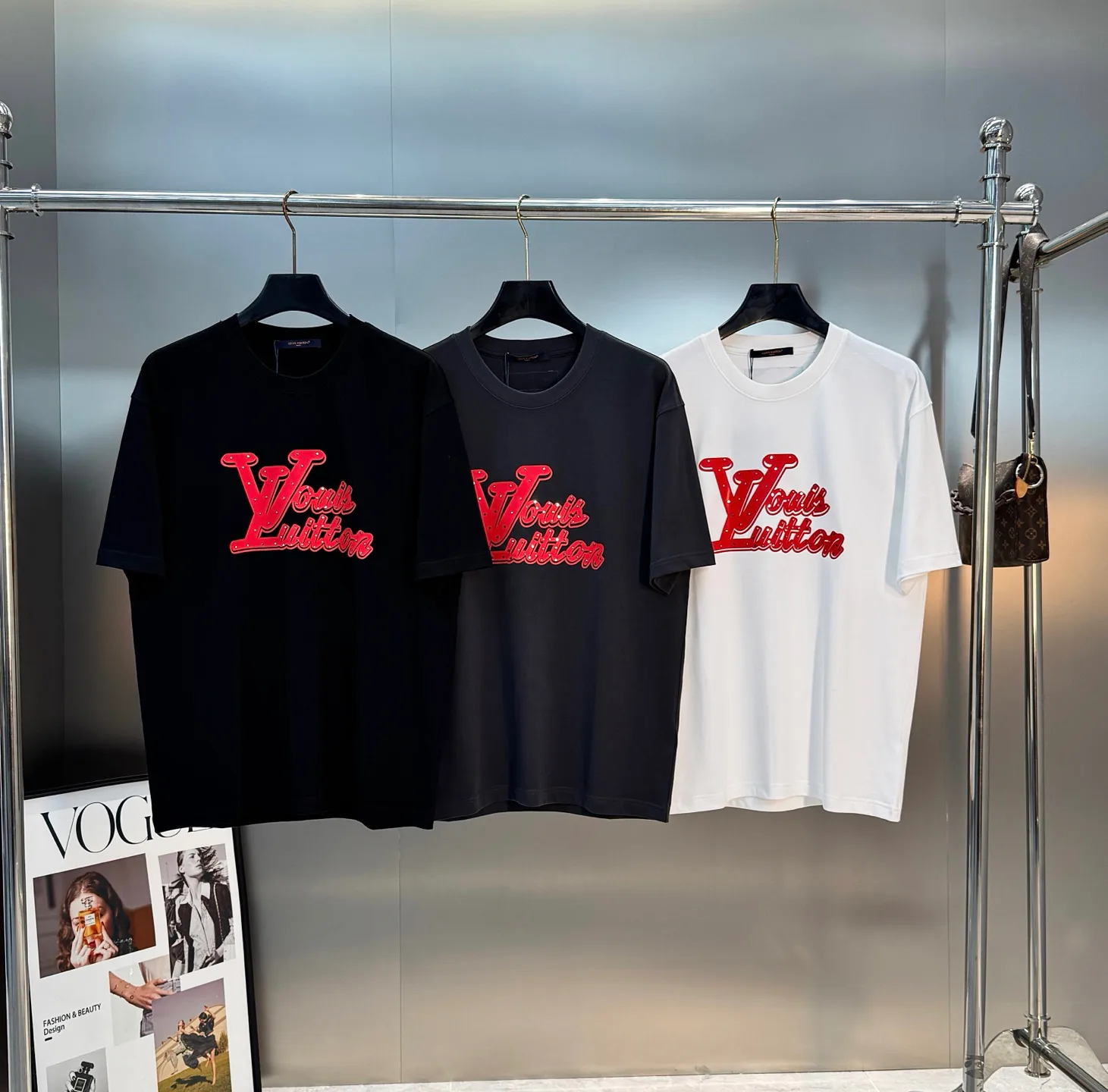 Men's T-Shirts LOUIS VUITTON 17099896