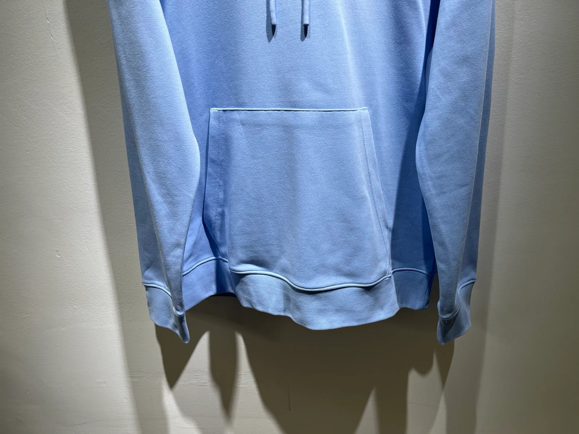 Men's Sweatshirts And Hoodies GUCCI 18446354
