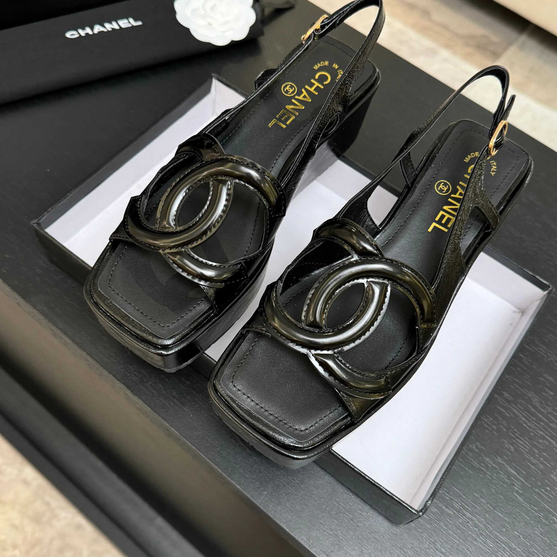 Women's Open-Toe Sandals CHANEL 18063120