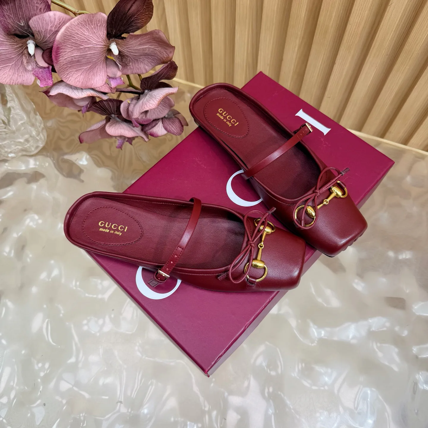 Women's Ballet Flats GUCCI 17498428