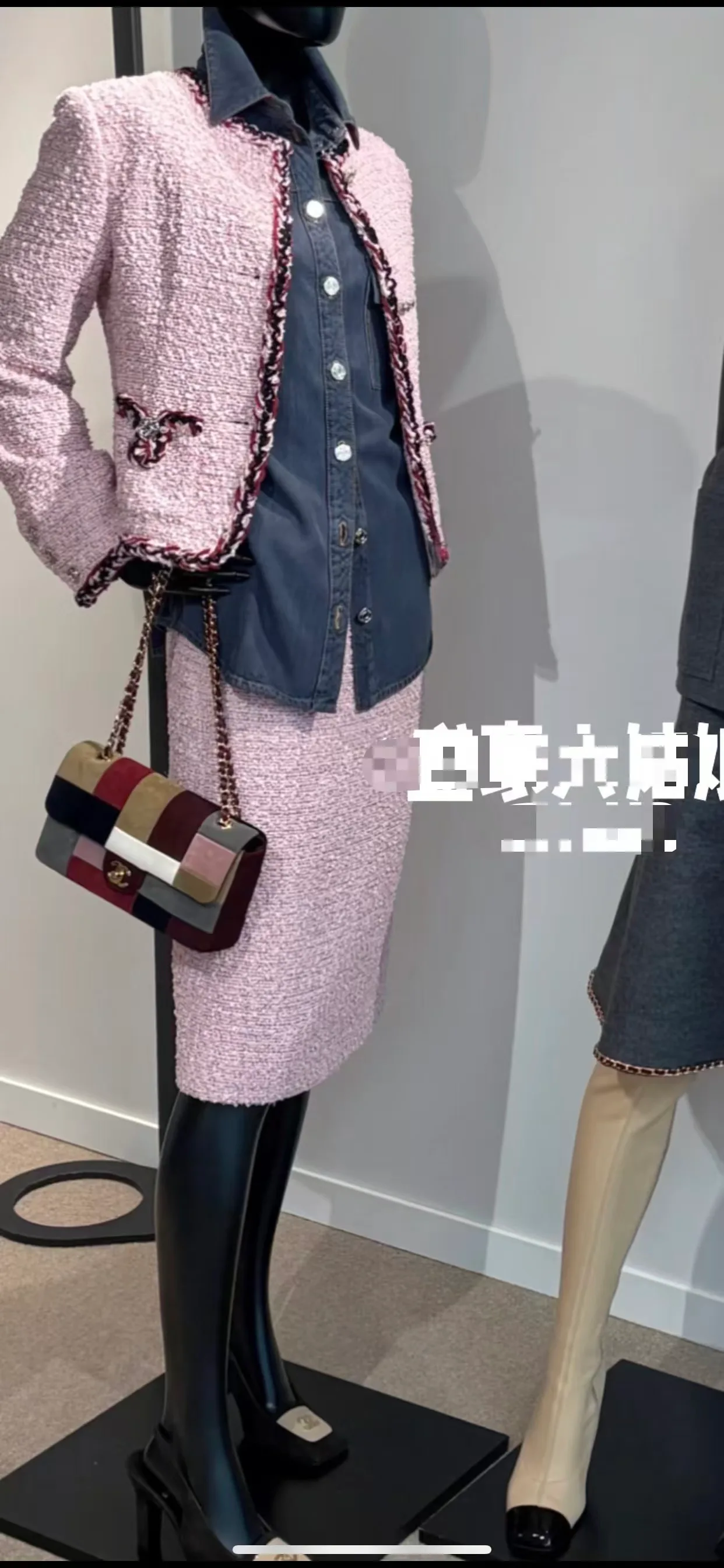 Women's Classic Handbags CHANEL 17909669