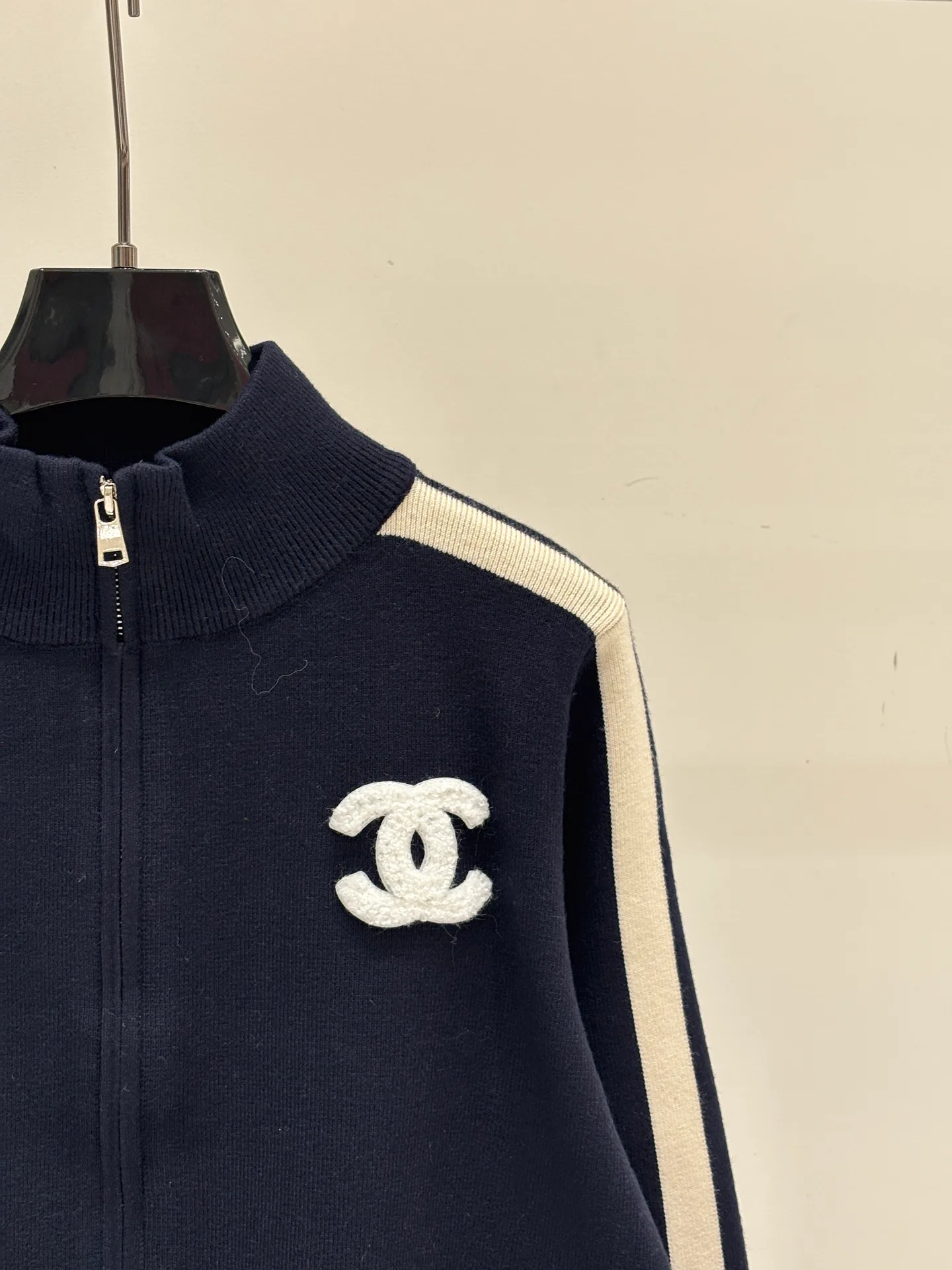 Women's Jumpers And Sweaters CHANEL 18331665