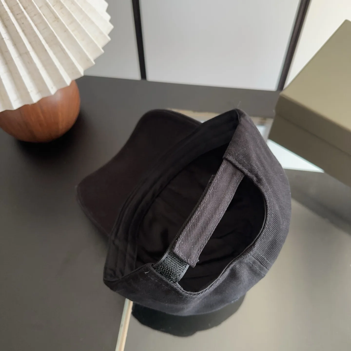 Hats BALENCIAGA 17646866