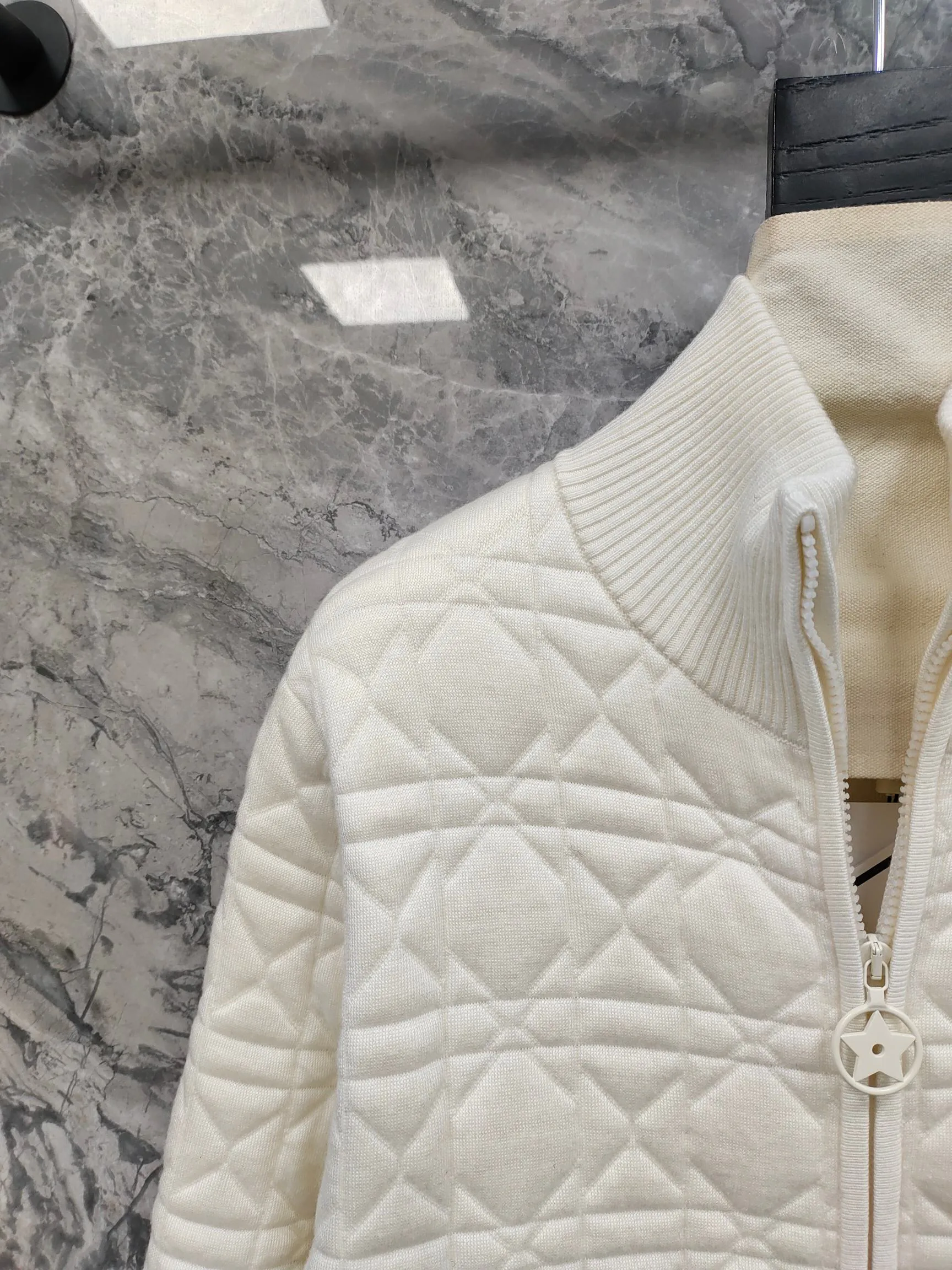 Women's Jackets And Down Jackets CHRISTIAN DIOR 17914065