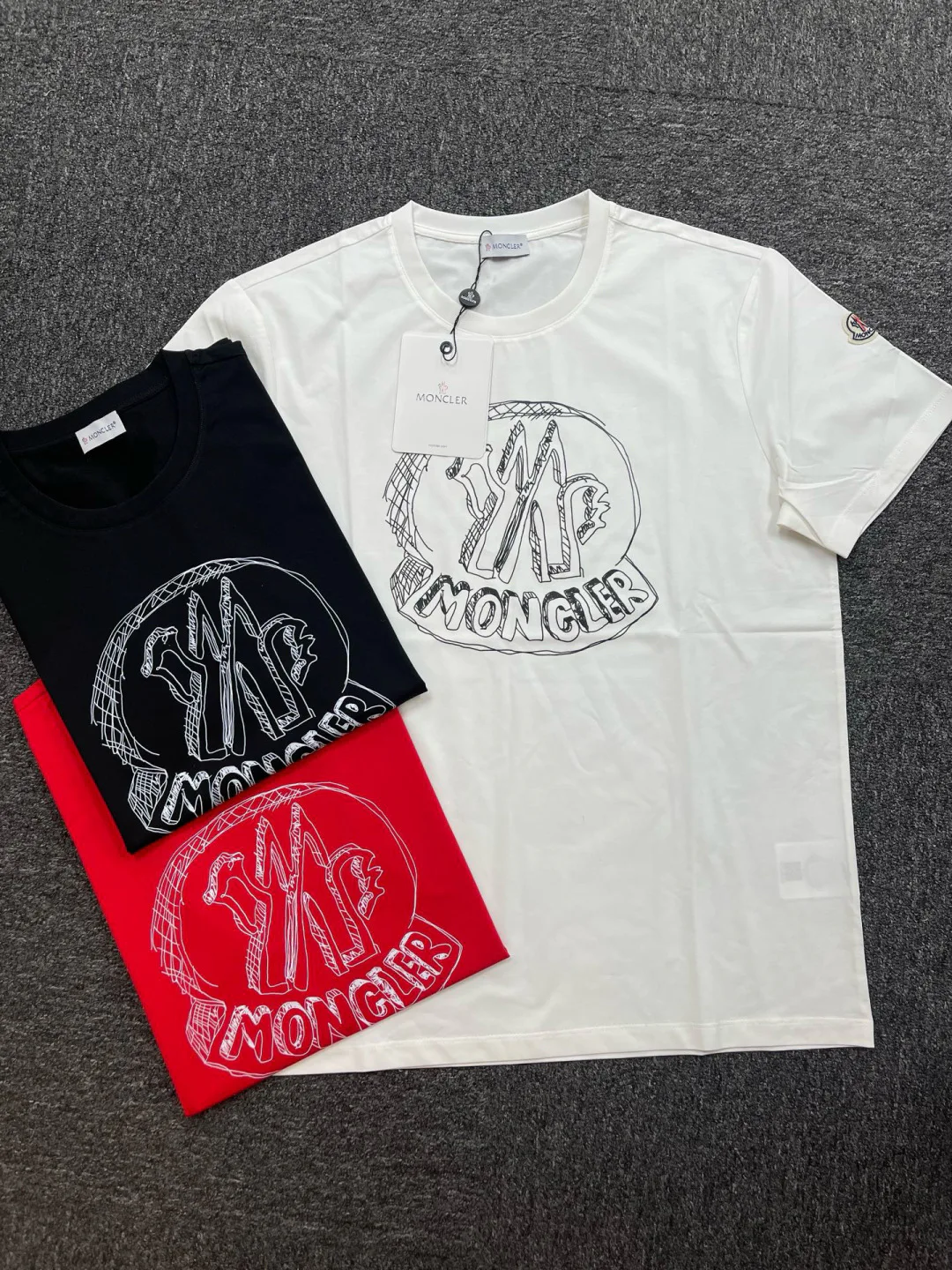 Men's T-Shirts MONCLER 17037185