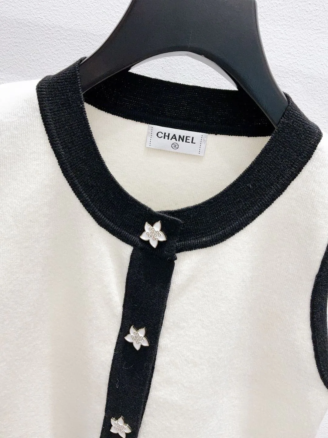 Women's Vests CHANEL 17737230